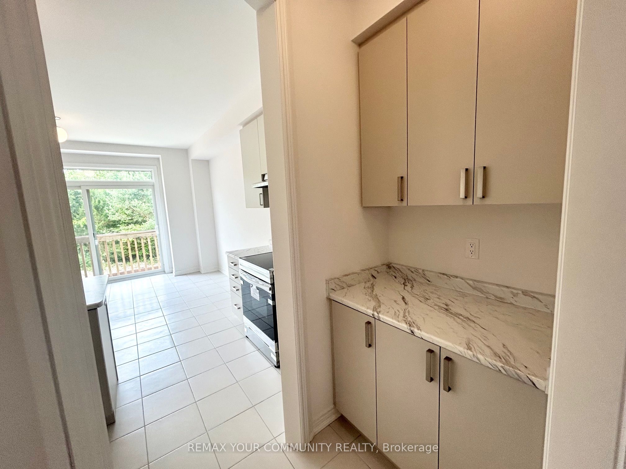 24 Baycroft Boulevard Property Photo 17