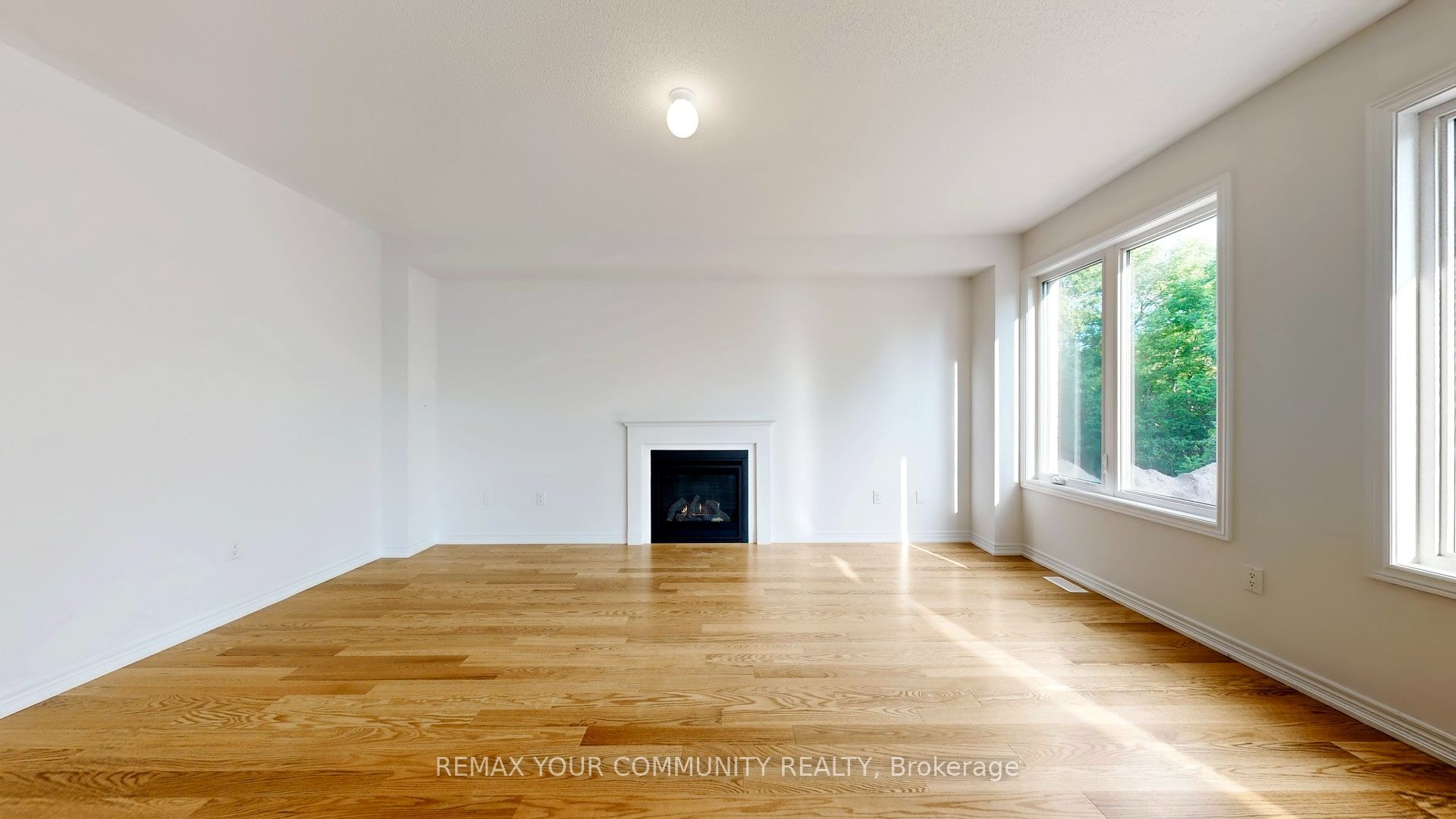 24 Baycroft Boulevard Property Photo 19