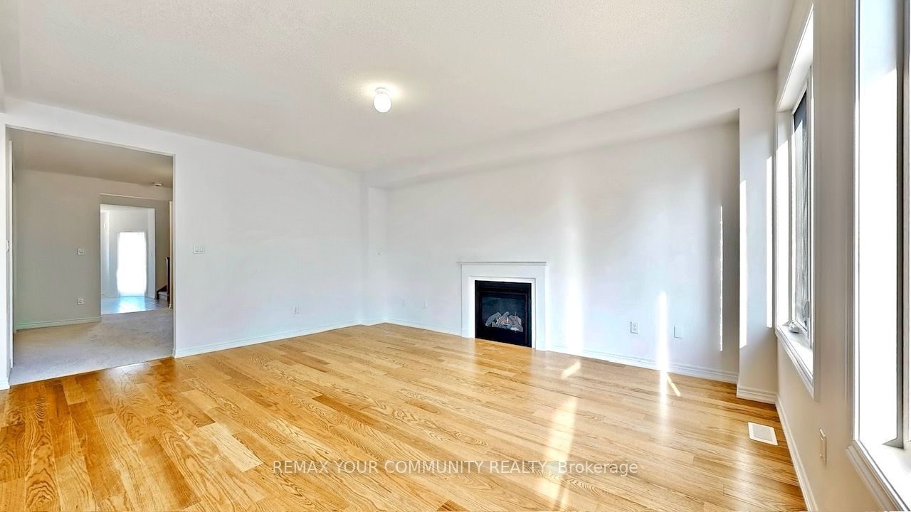 24 Baycroft Boulevard Property Photo 21