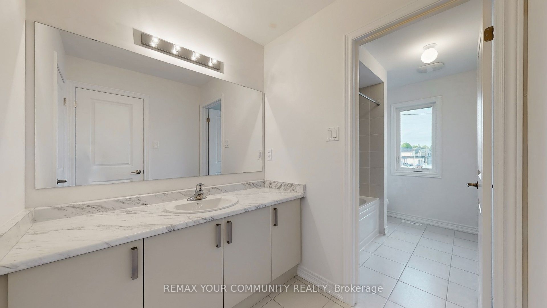 24 Baycroft Boulevard Property Photo 41