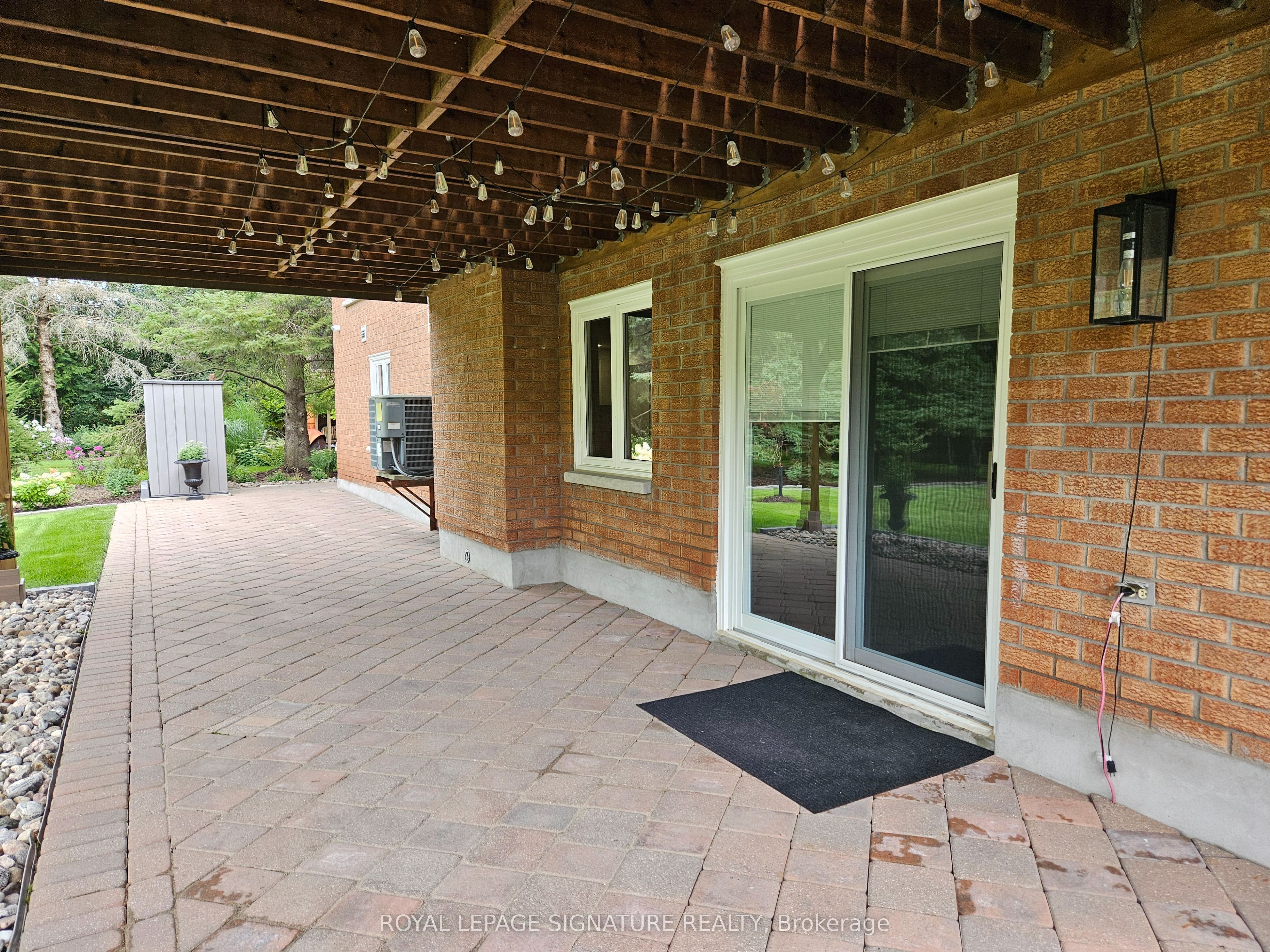 30 Craigleith Crescent Lower Property Photo 9