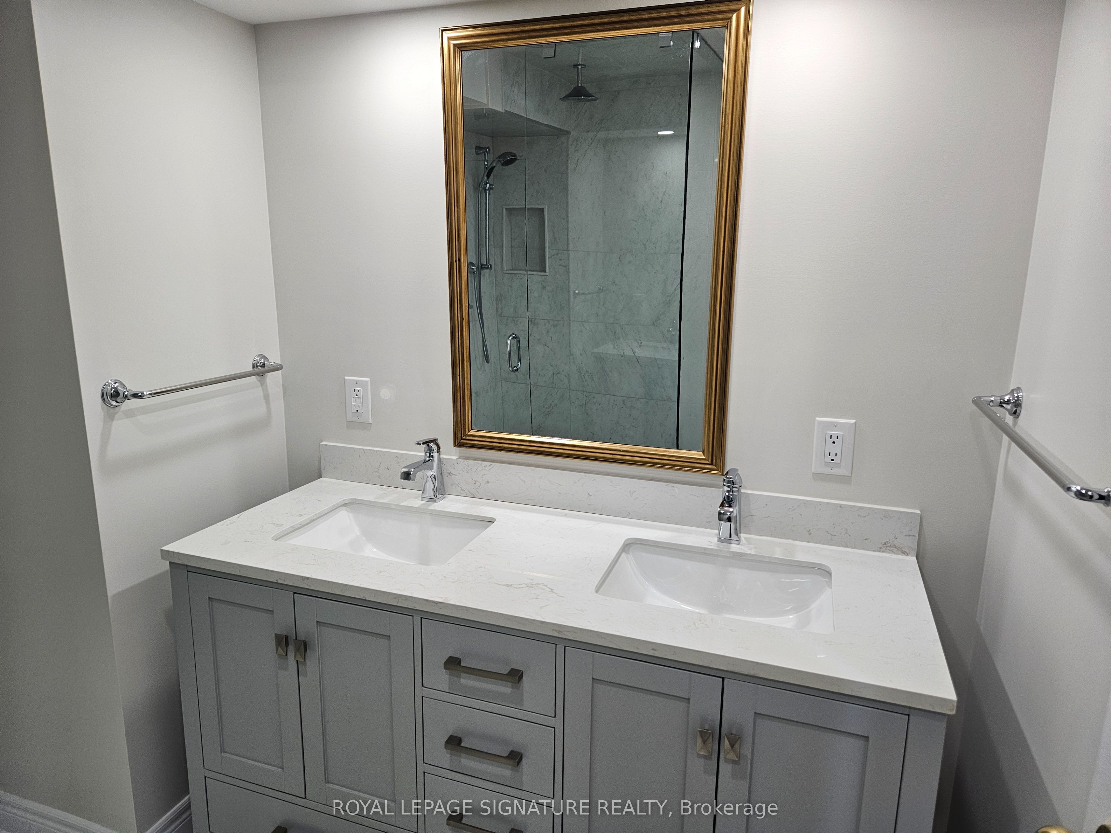 30 Craigleith Crescent Lower Property Photo 13