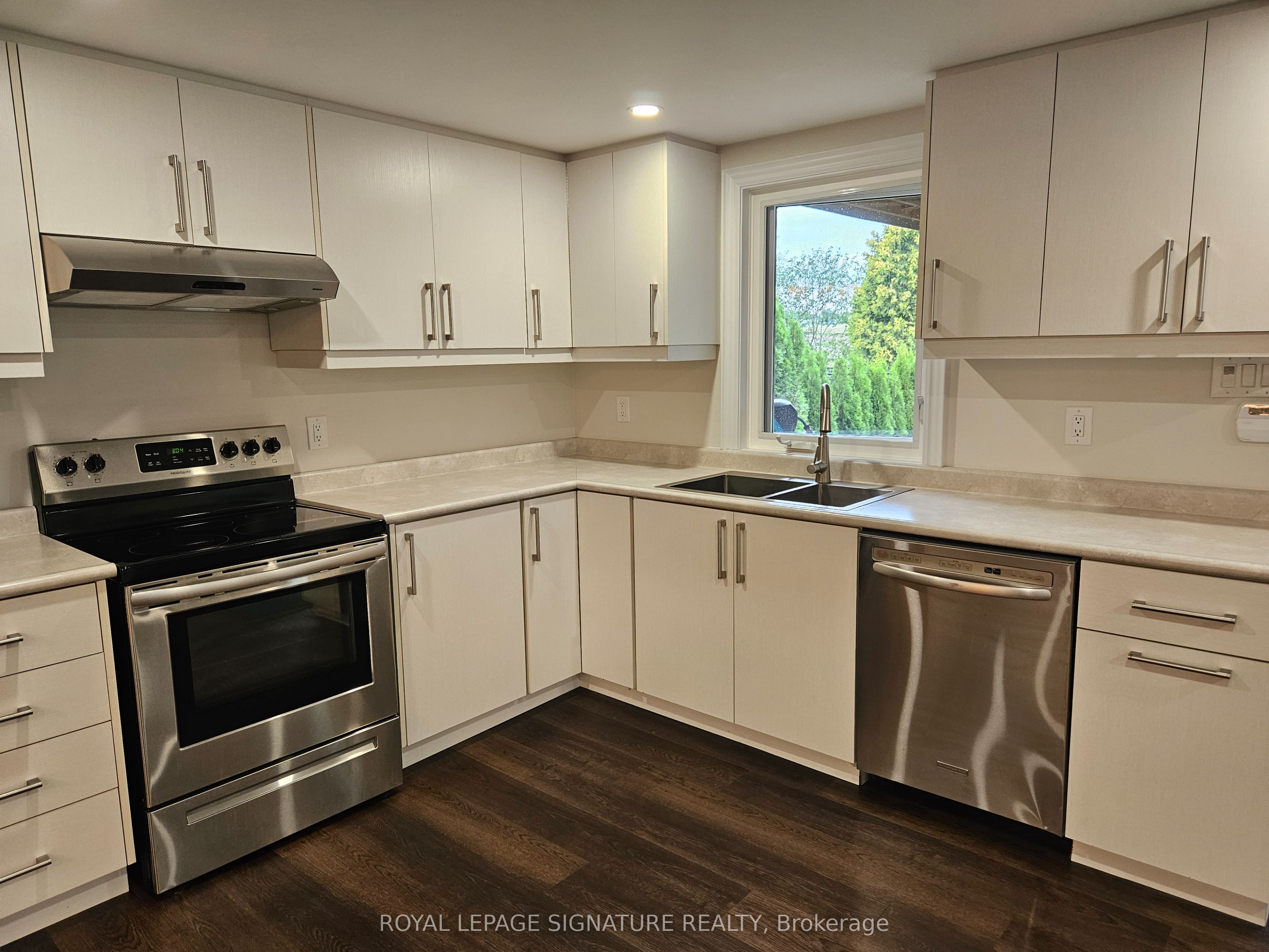 30 Craigleith Crescent Lower Property Photo 30