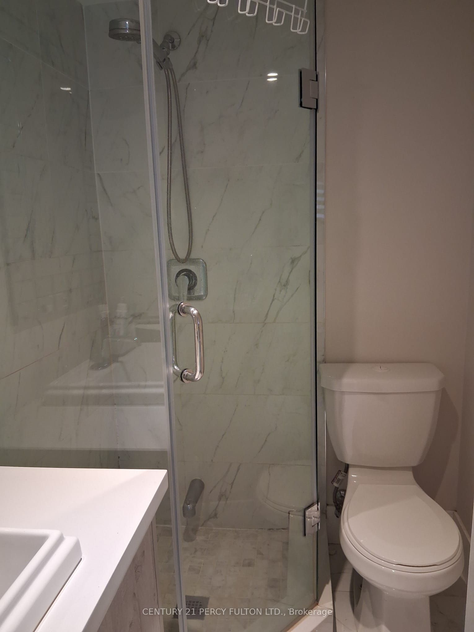 1 Sydney Circle Property Photo 6