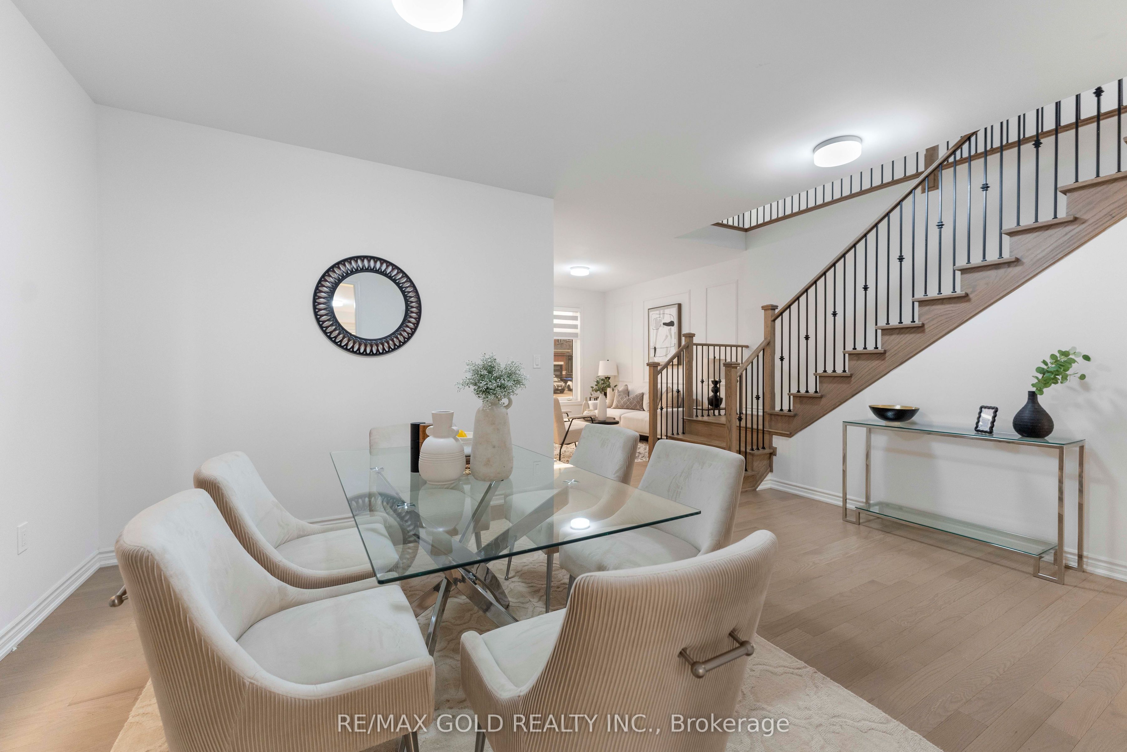 9 Sandhill Crescent Property Photo 21