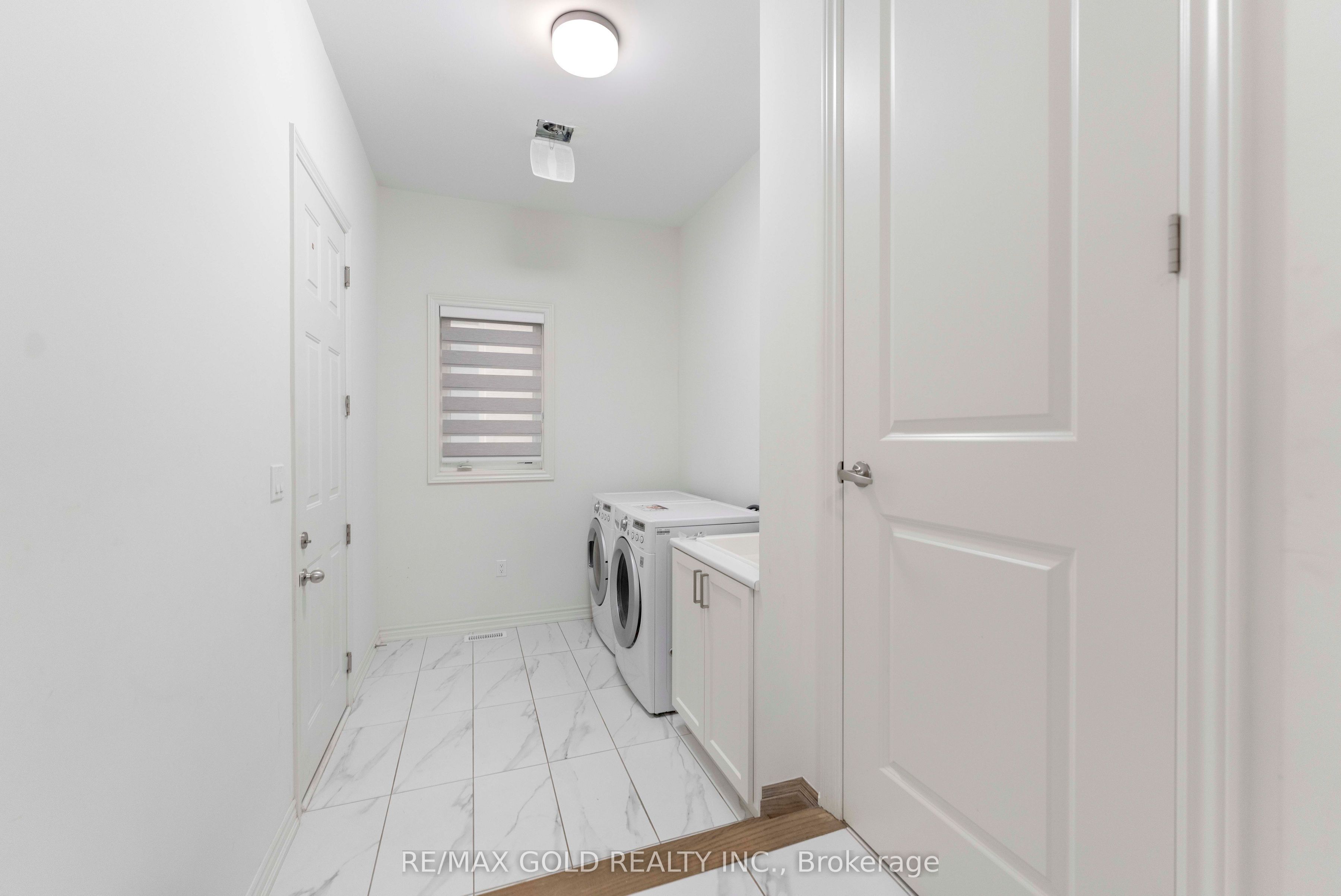 9 Sandhill Crescent Property Photo 22