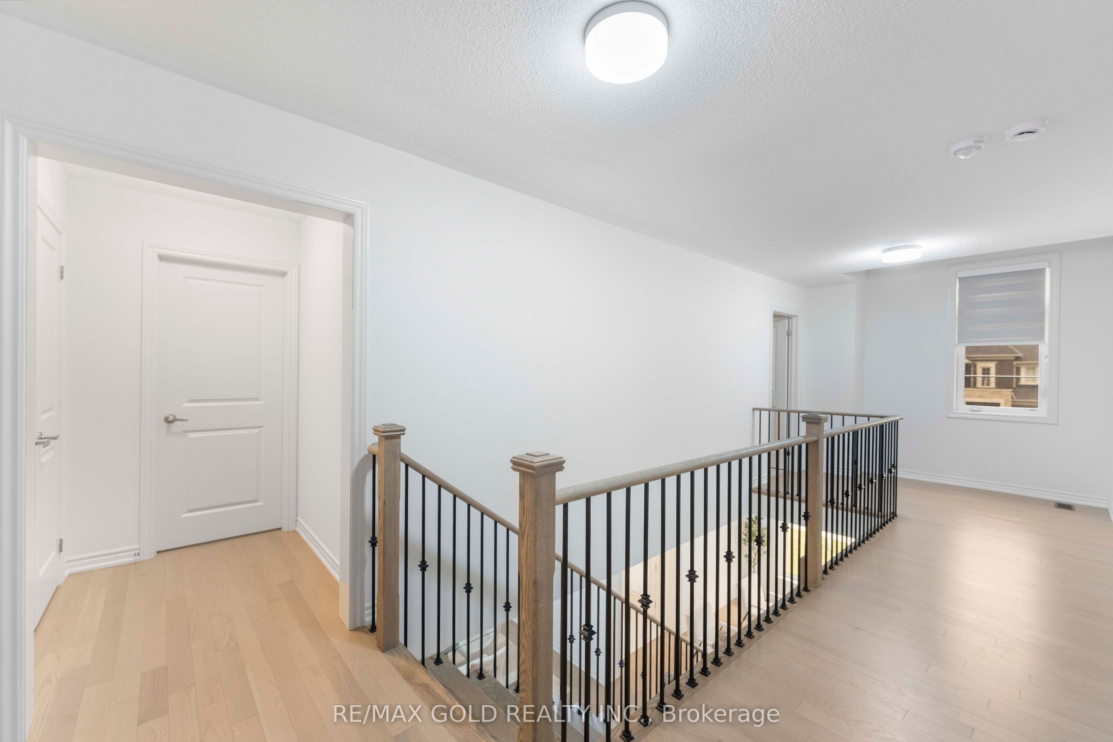 9 Sandhill Crescent Property Photo 24