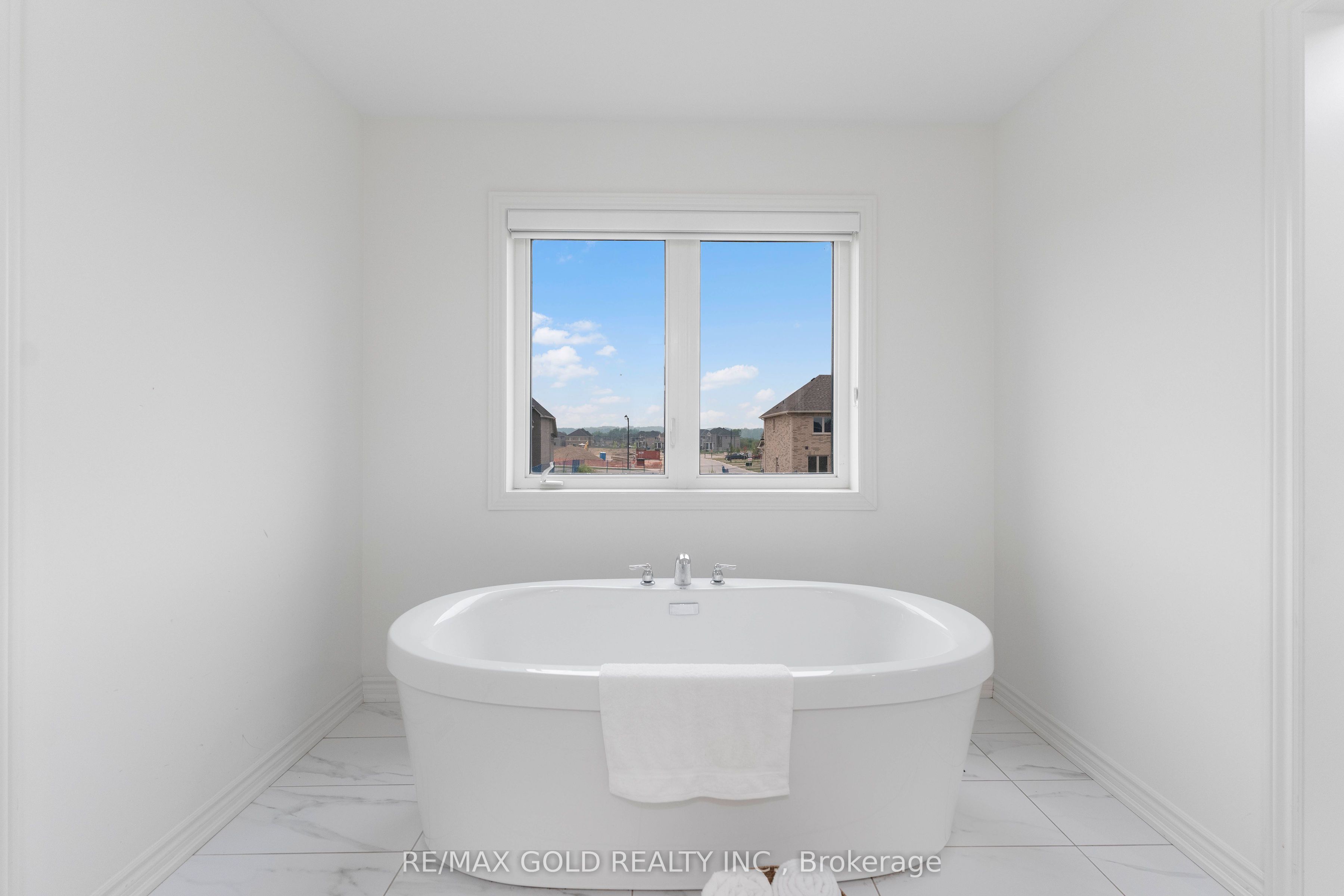 9 Sandhill Crescent Property Photo 27