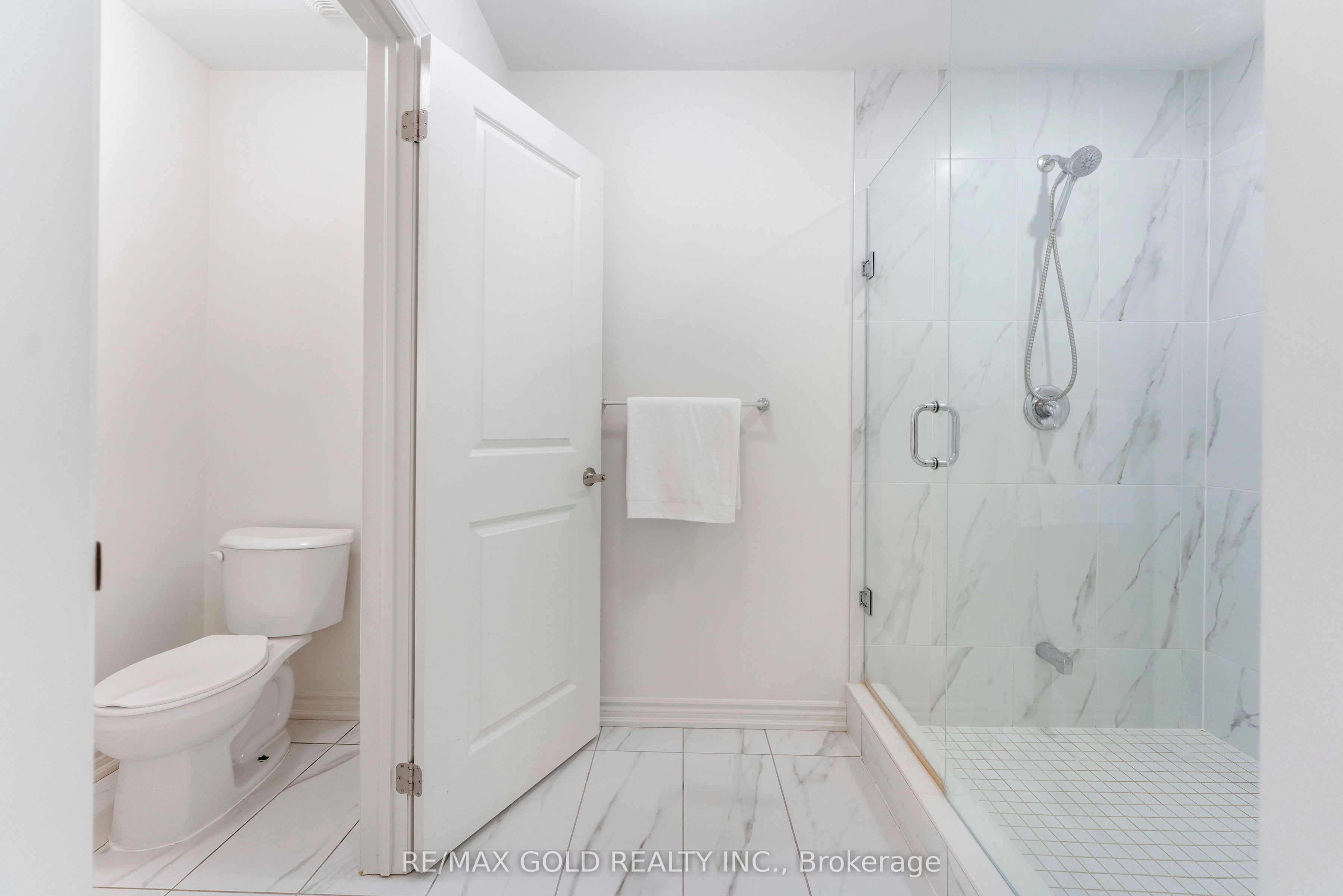 9 Sandhill Crescent Property Photo 28