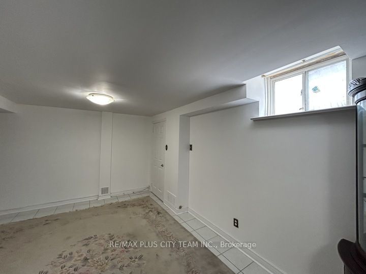 45 Jimston Drive Bsmt Property Photo 2