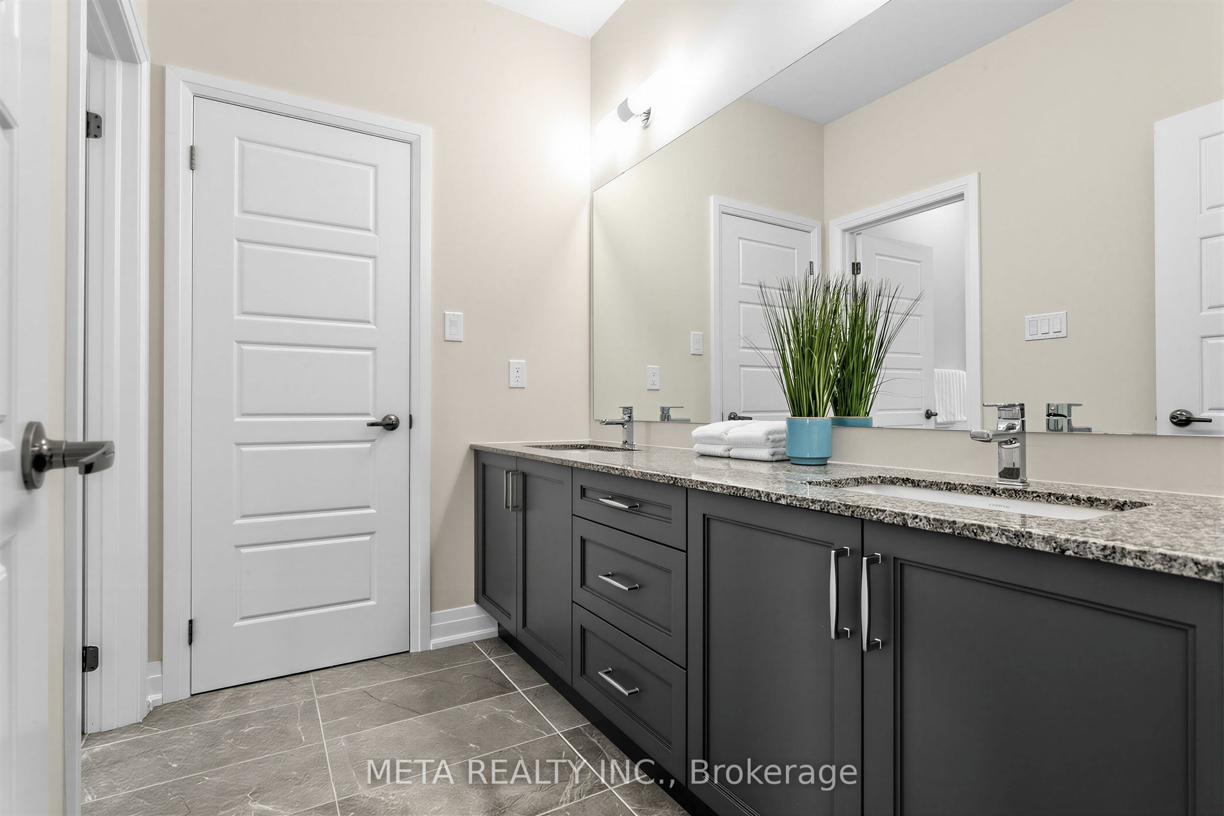 56 Klees Crescent Property Photo 32