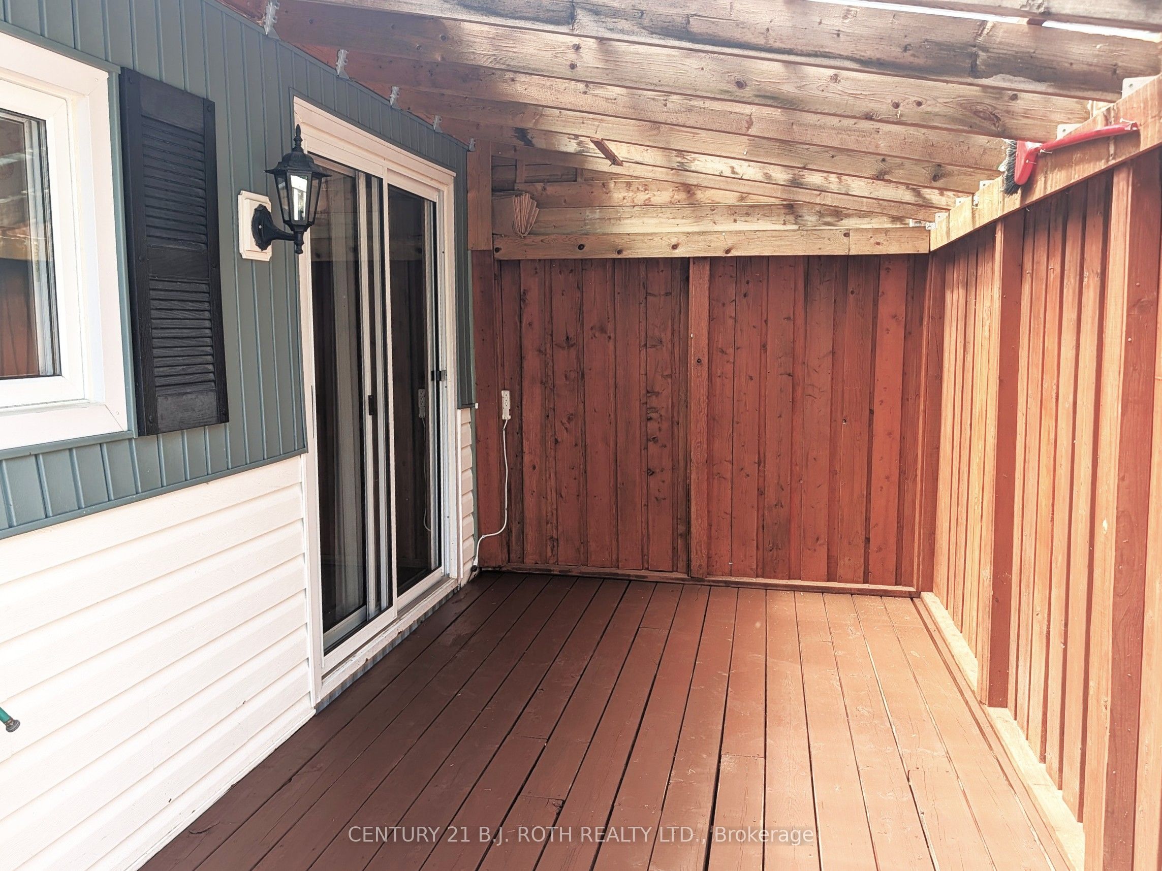 66 Linden Lane Property Photo 17