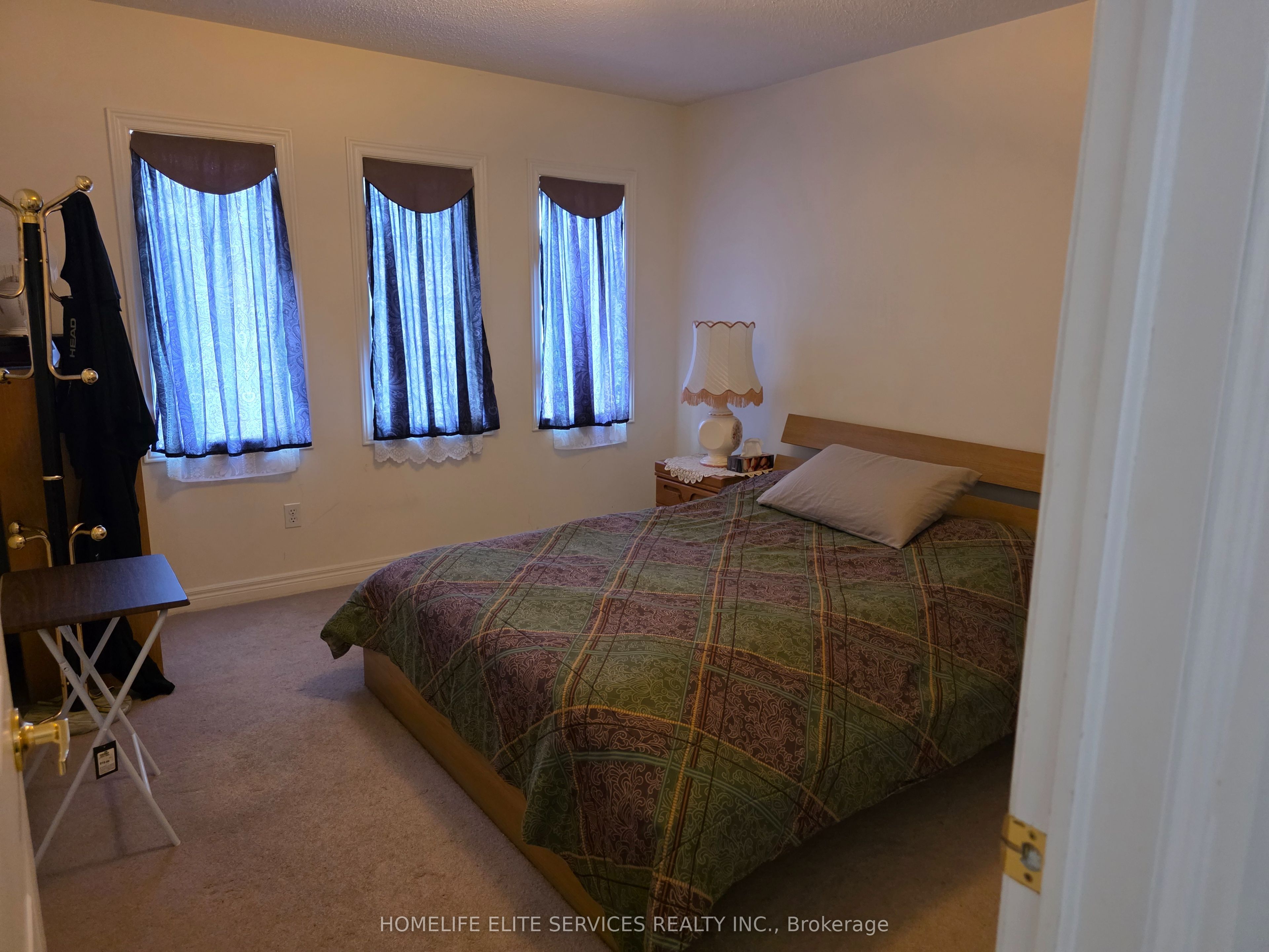 65 Staynor Crescent Property Photo 5