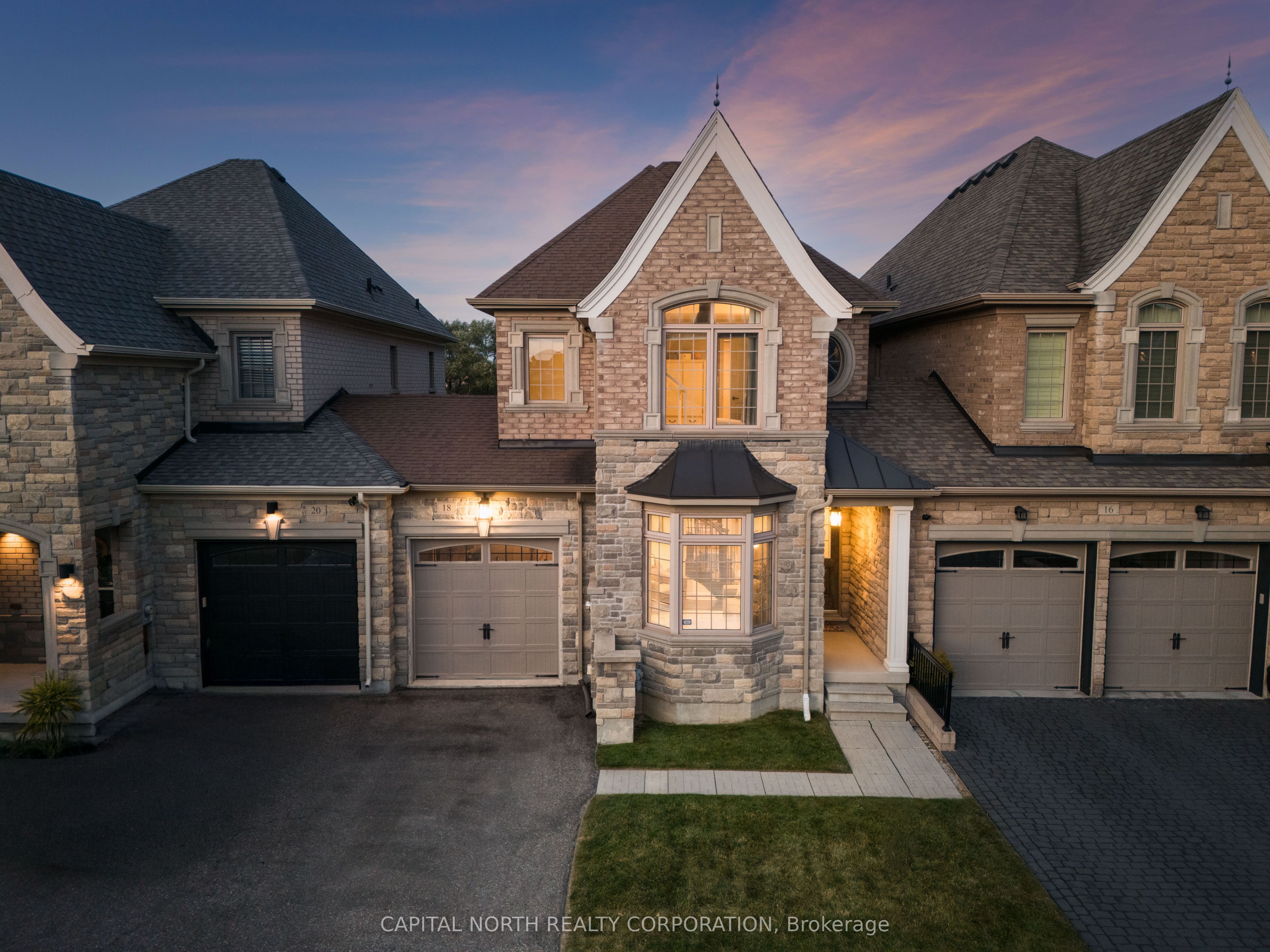 18 Alex Campbell Crescent Property Photo 1