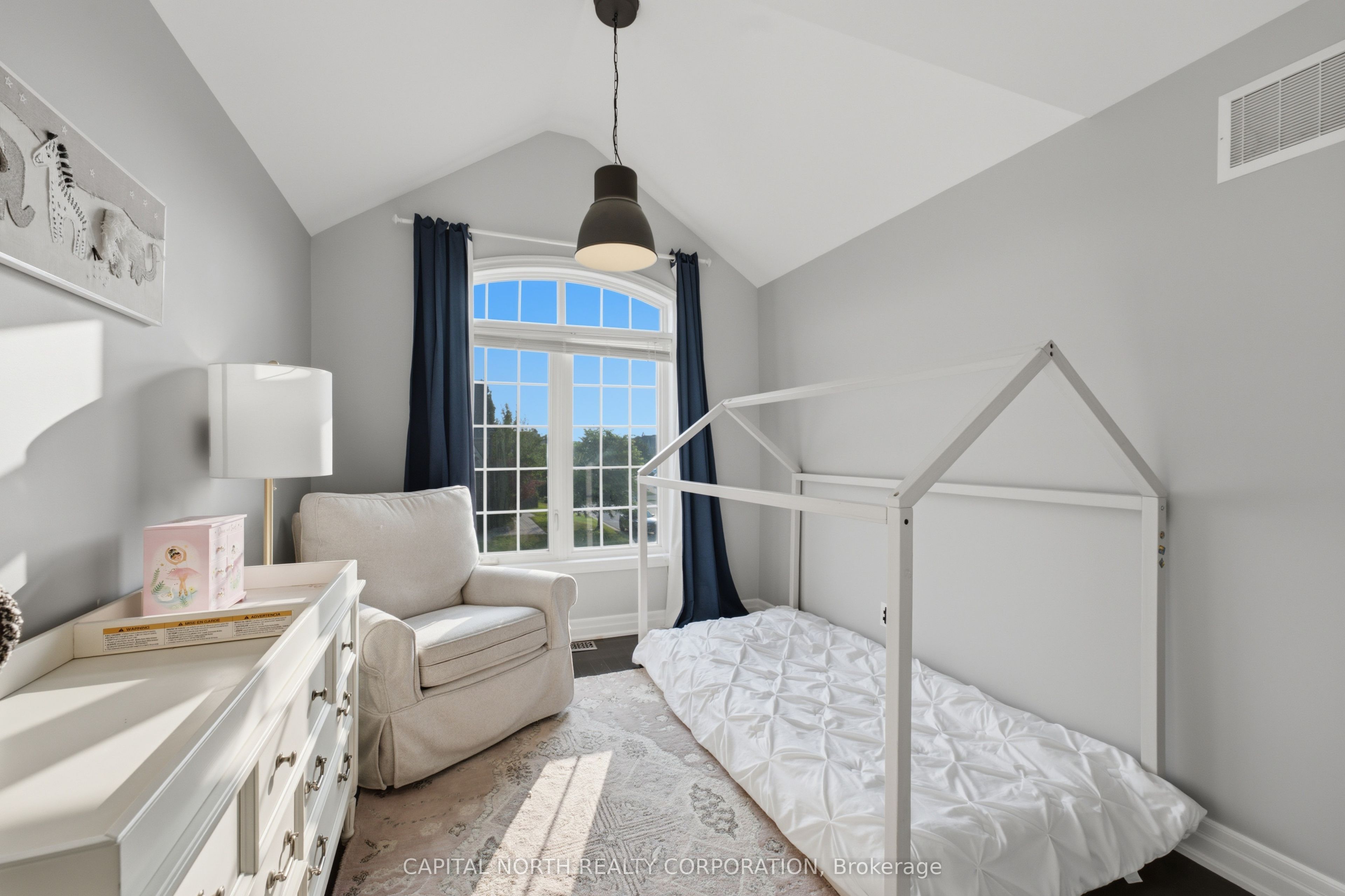 18 Alex Campbell Crescent Property Photo 25