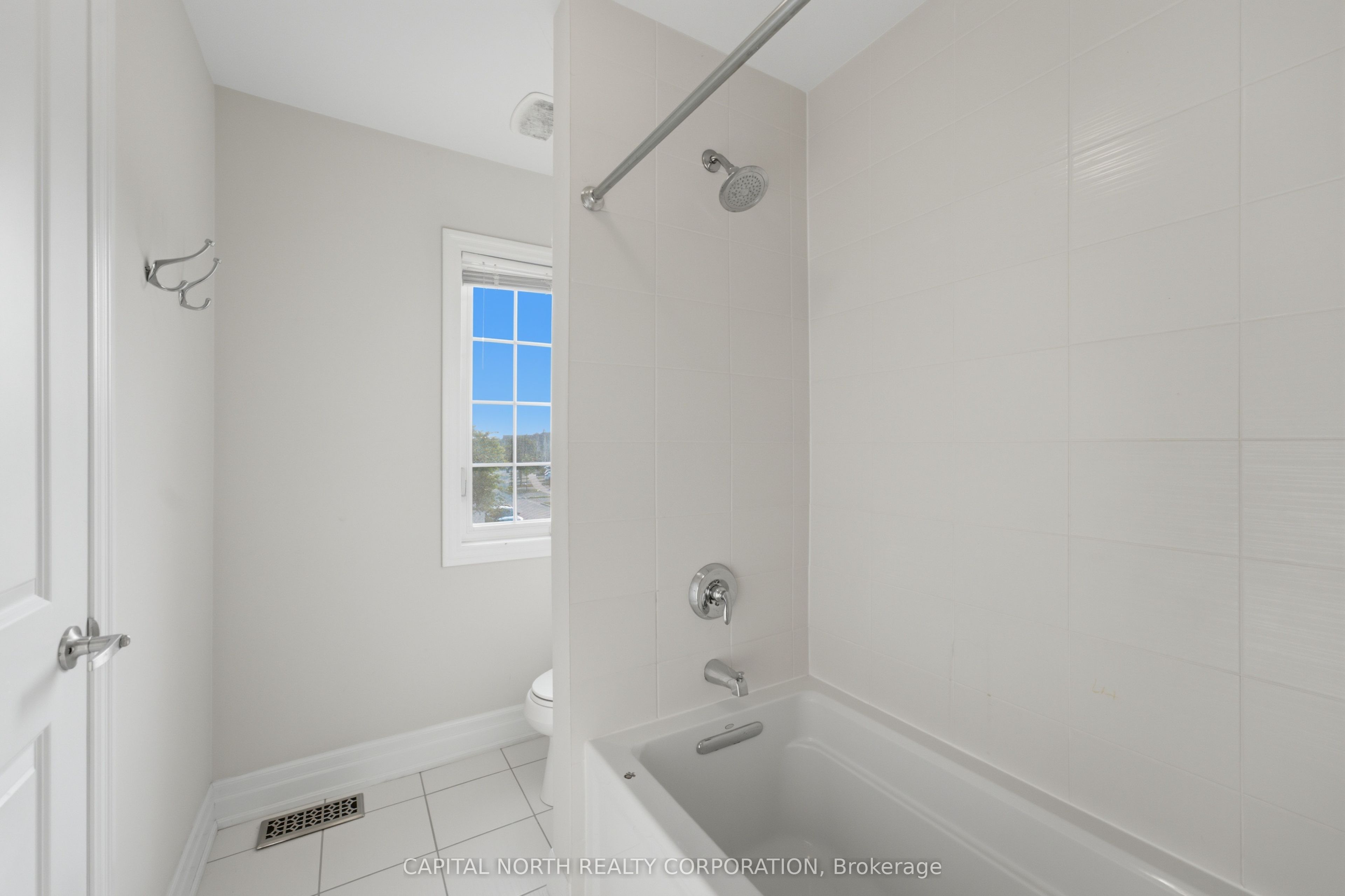 18 Alex Campbell Crescent Property Photo 29