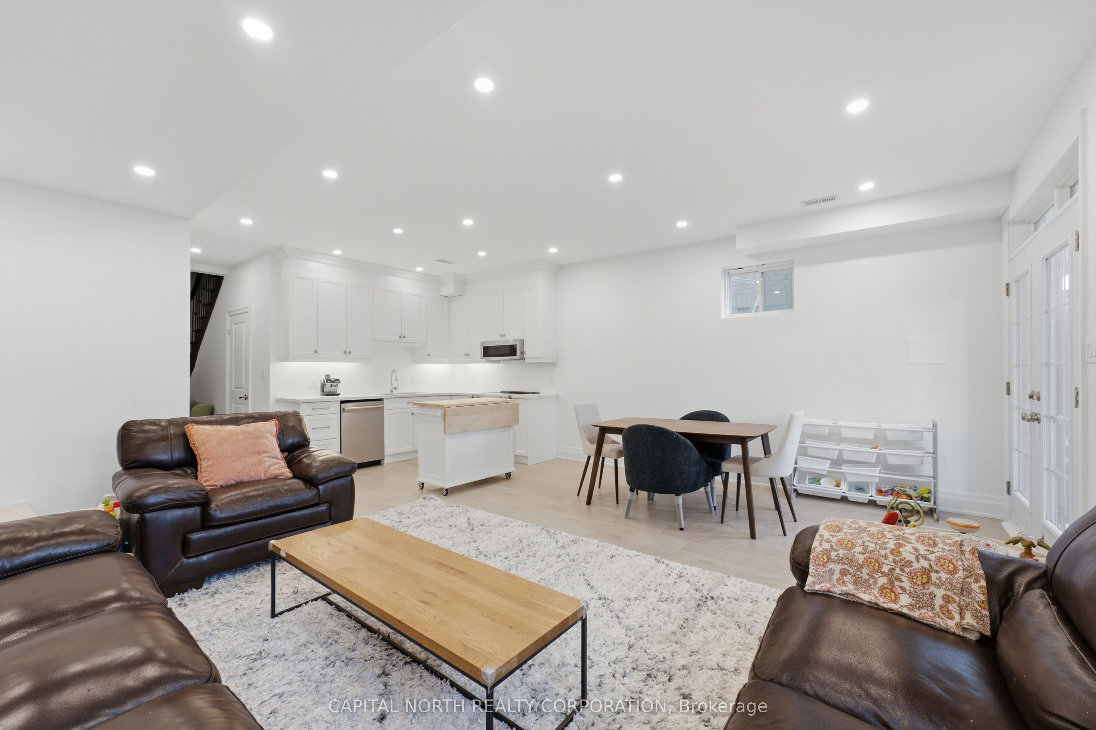 18 Alex Campbell Crescent Property Photo 34