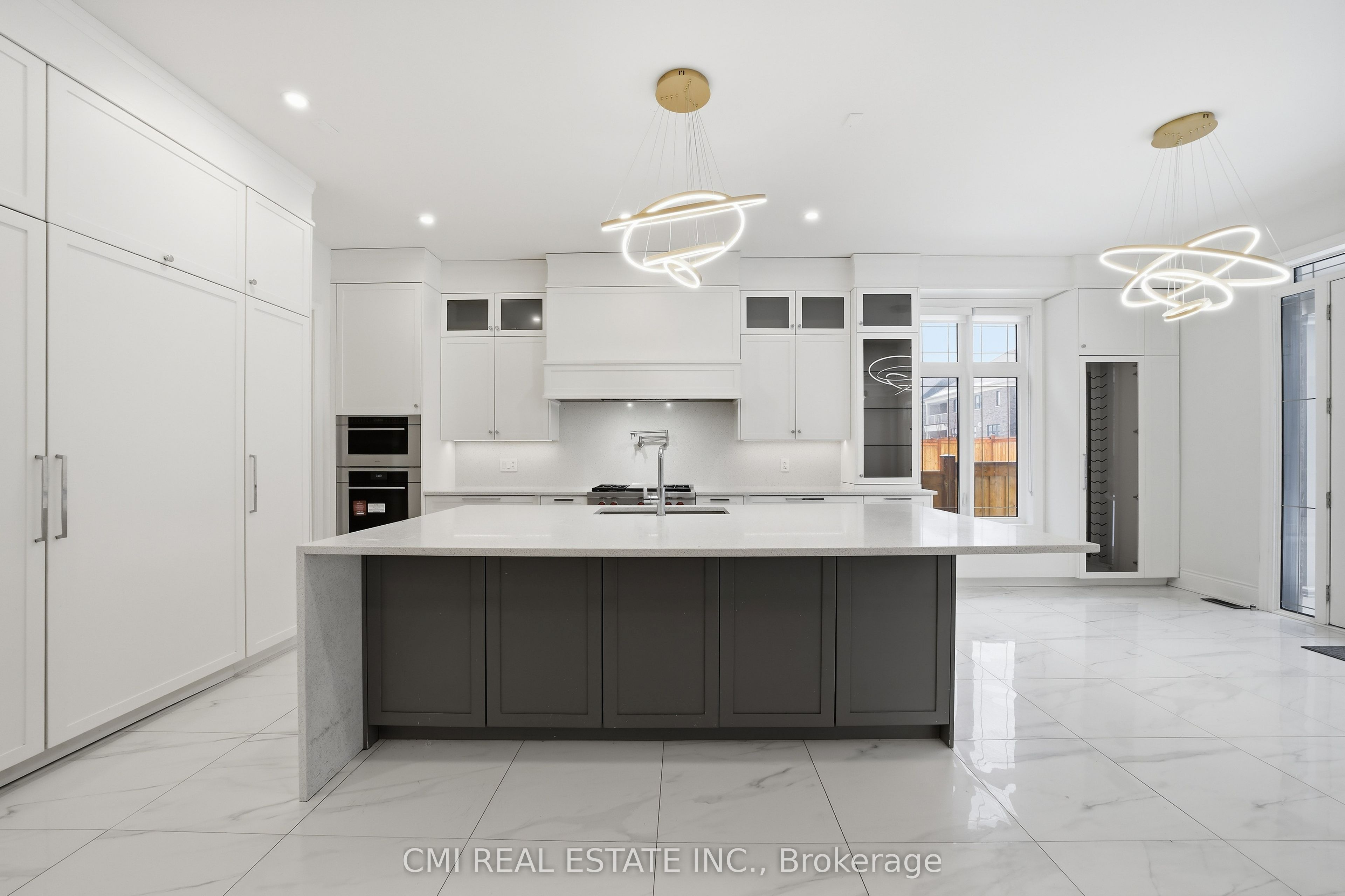 101 Appleyard Avenue Property Photo 7