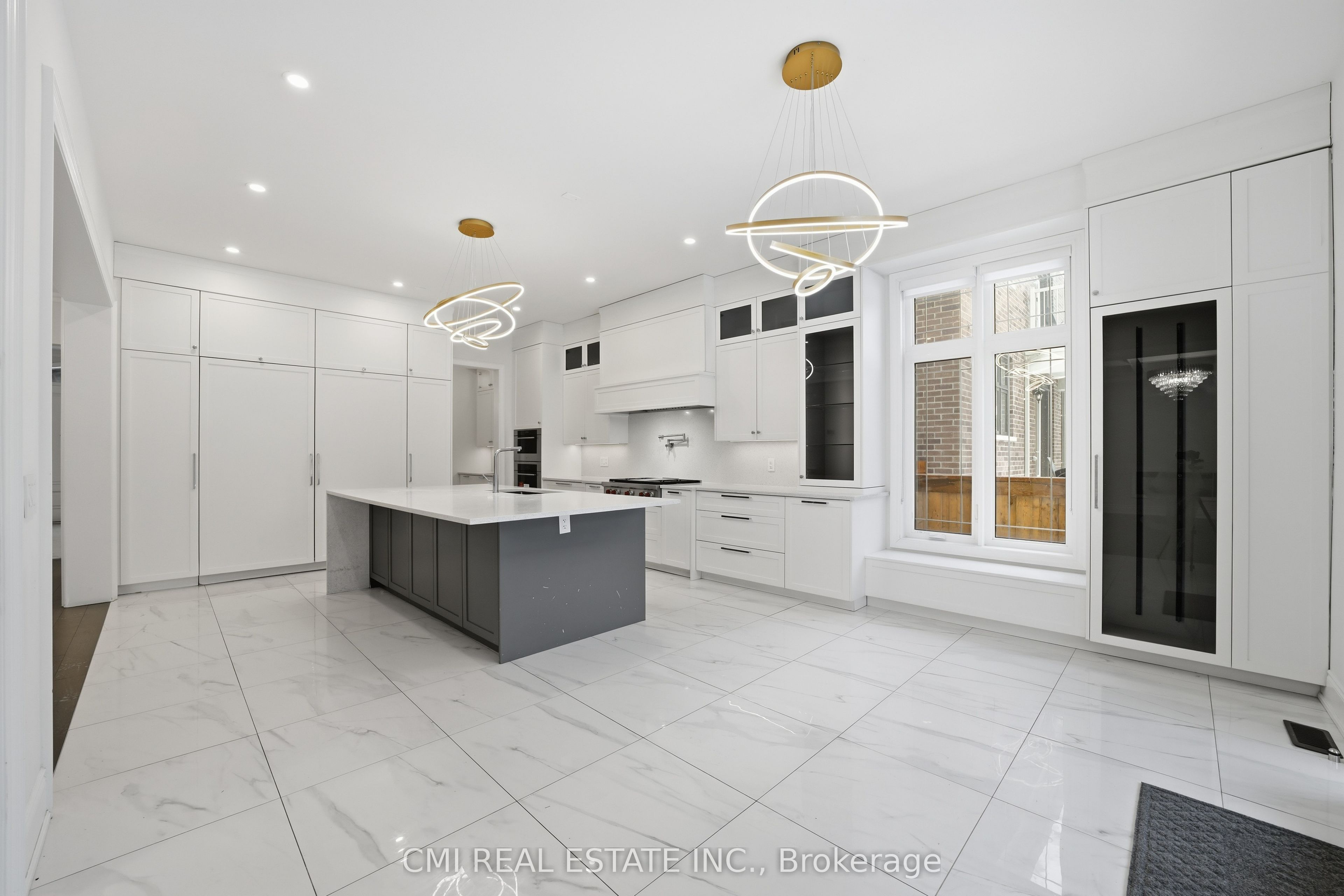 101 Appleyard Avenue Property Photo 8