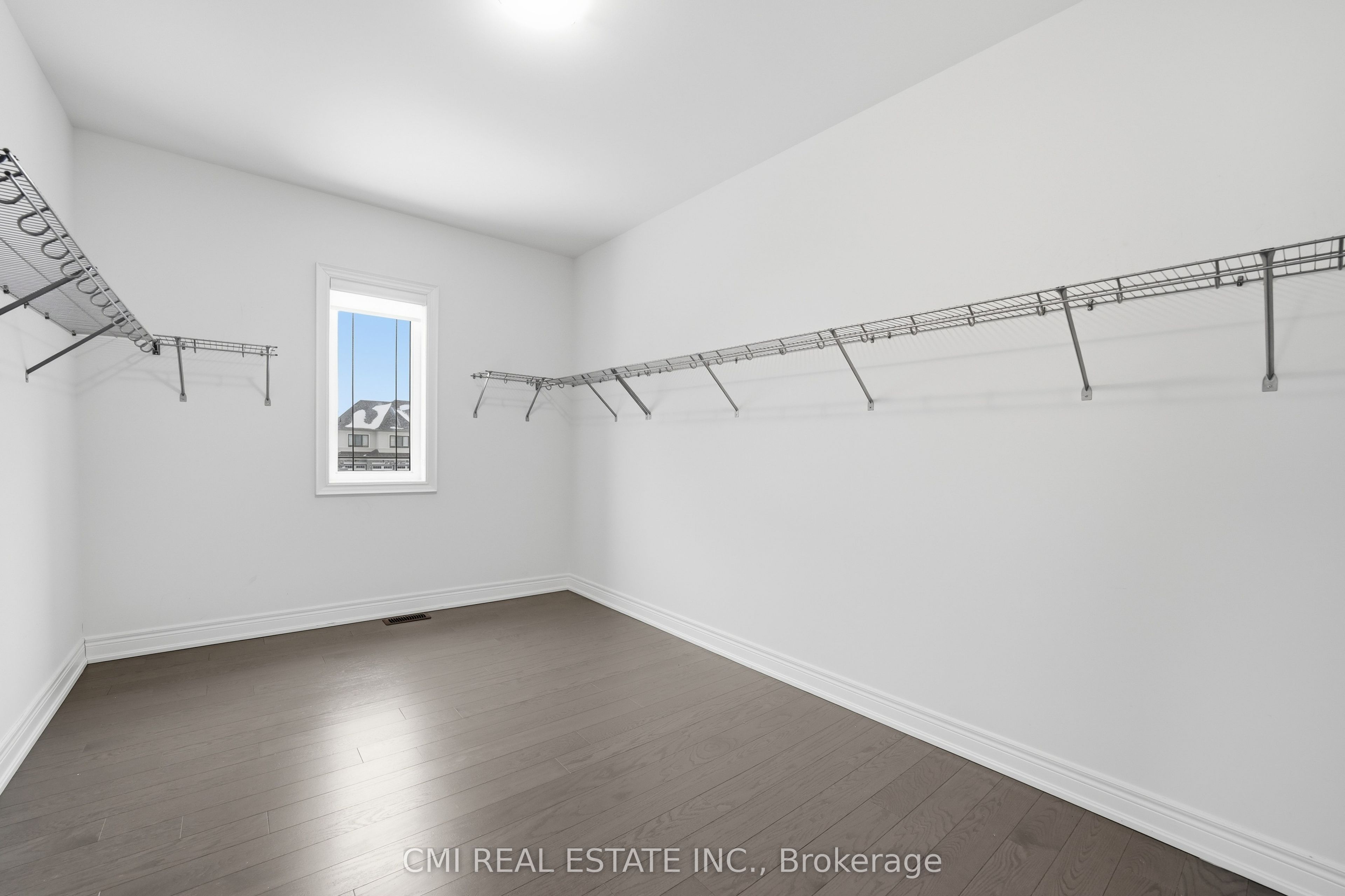 101 Appleyard Avenue Property Photo 27