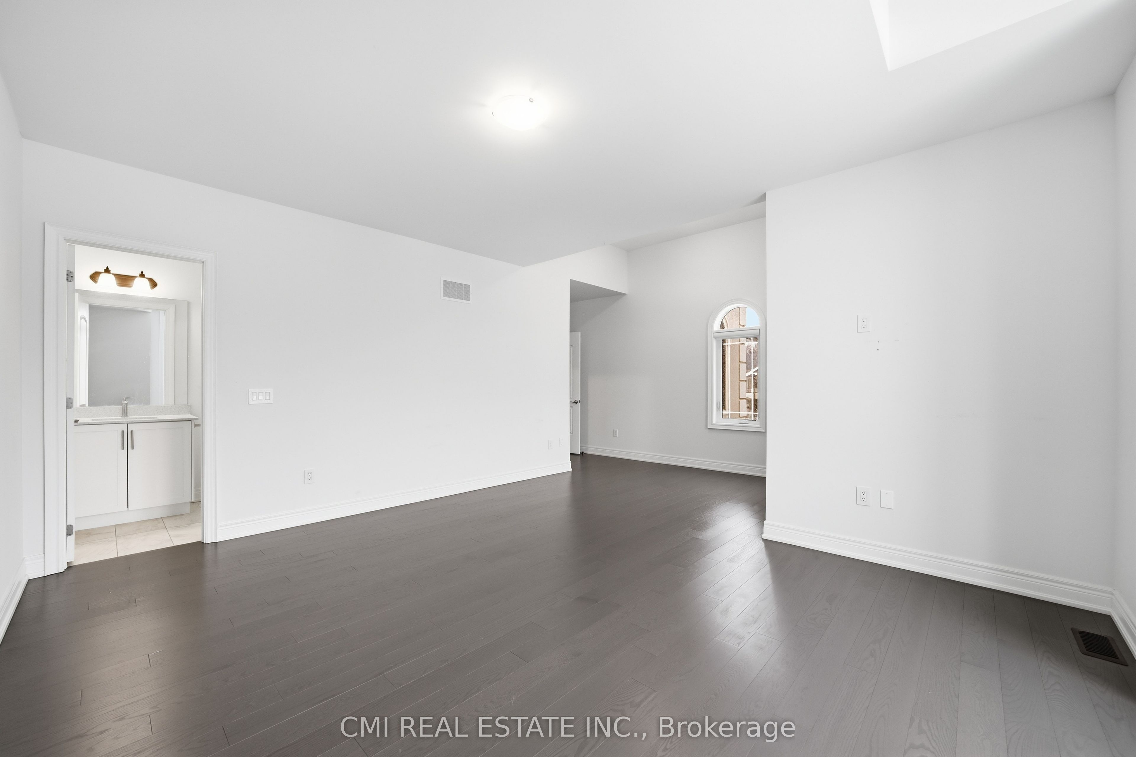 101 Appleyard Avenue Property Photo 38