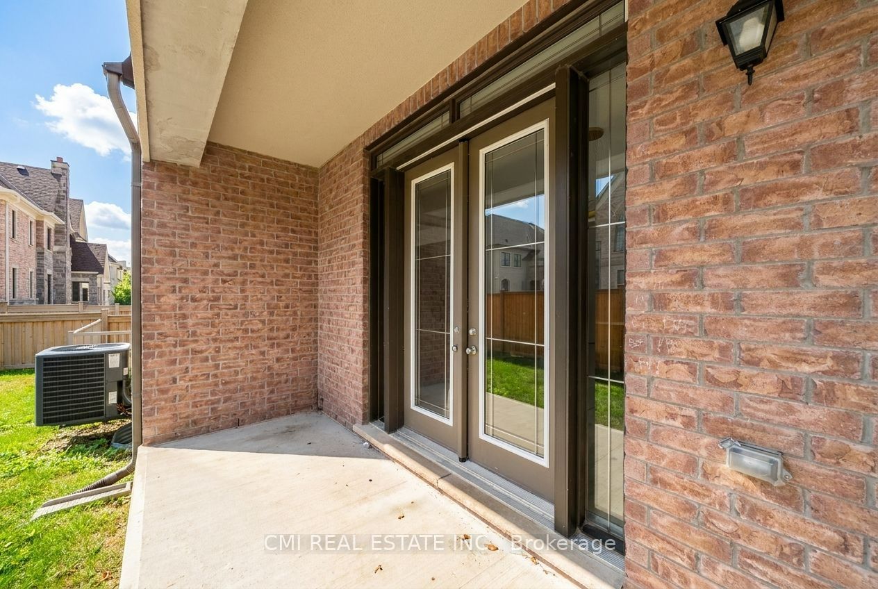 101 Appleyard Avenue Property Photo 47