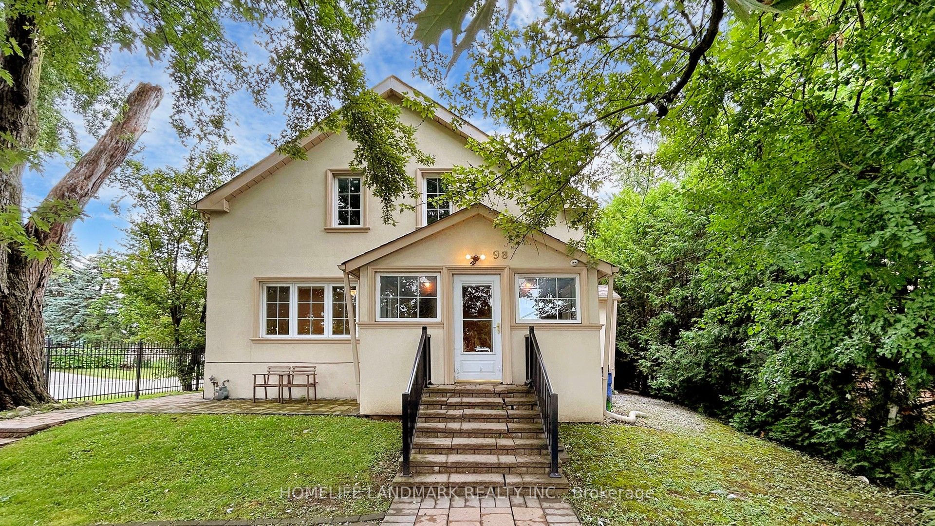 98 Glen Cameron Road Property Photo 4