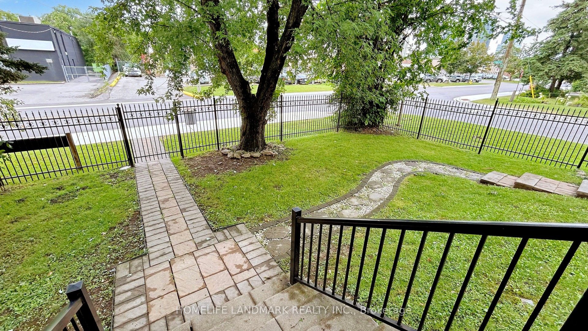 98 Glen Cameron Road Property Photo 5