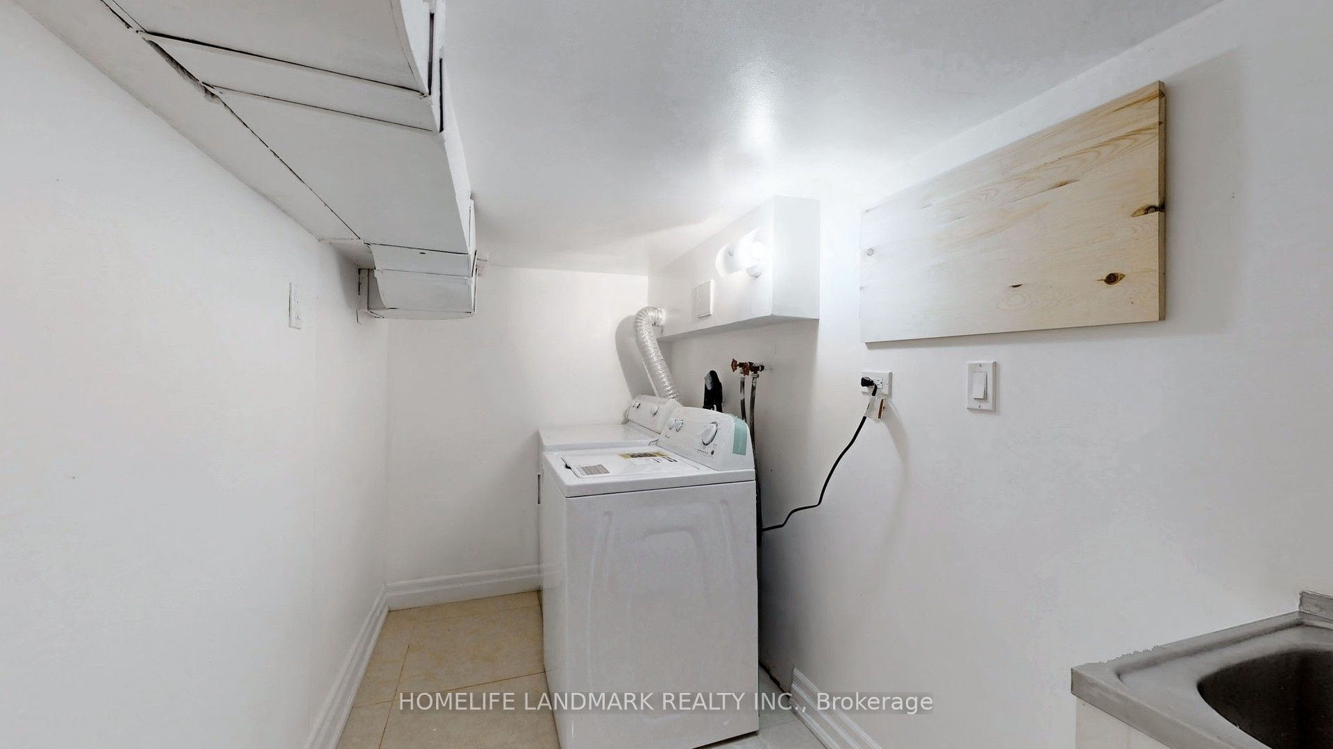 98 Glen Cameron Road Property Photo 25