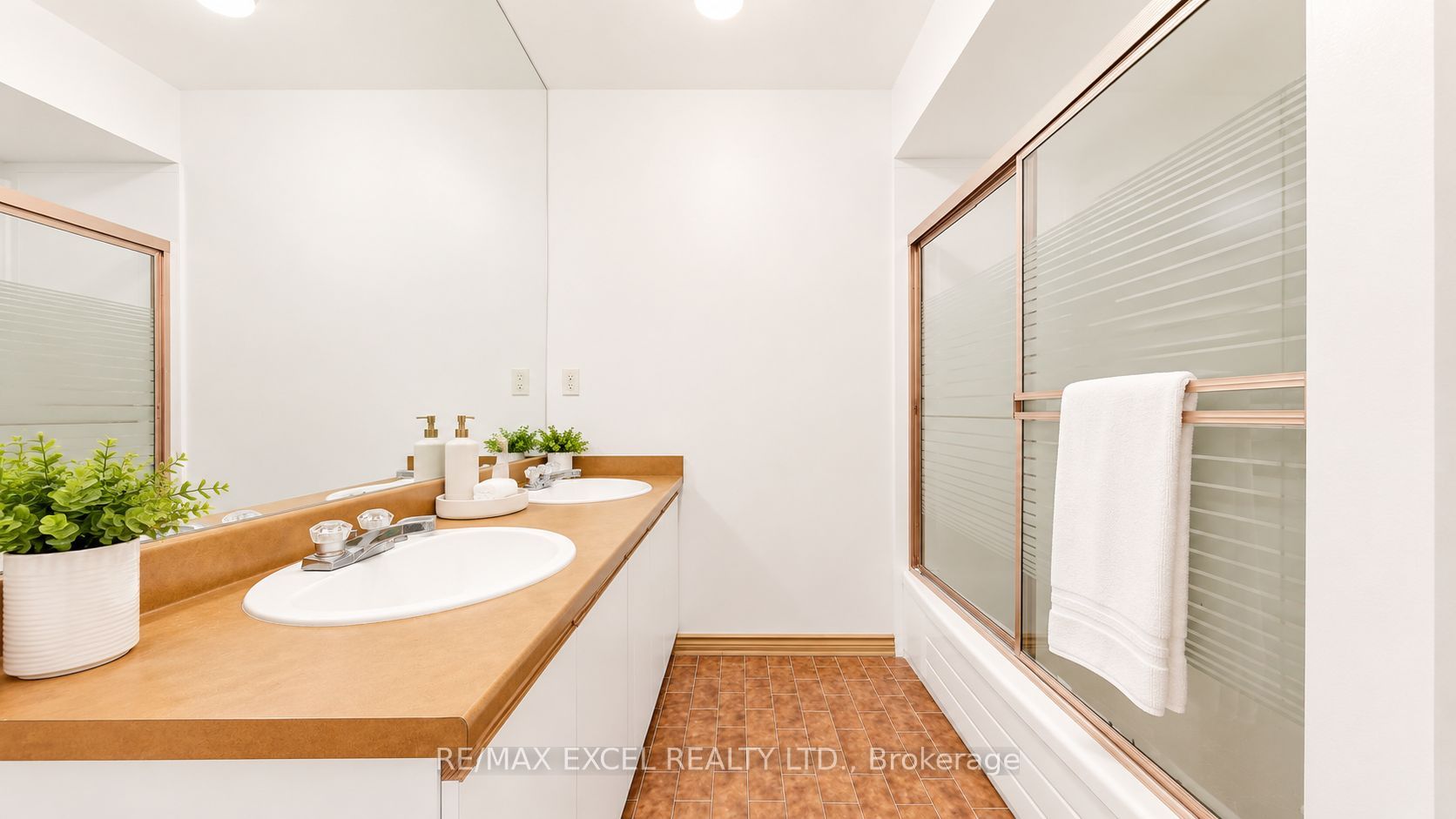 30 Lambert Road Property Photo 26