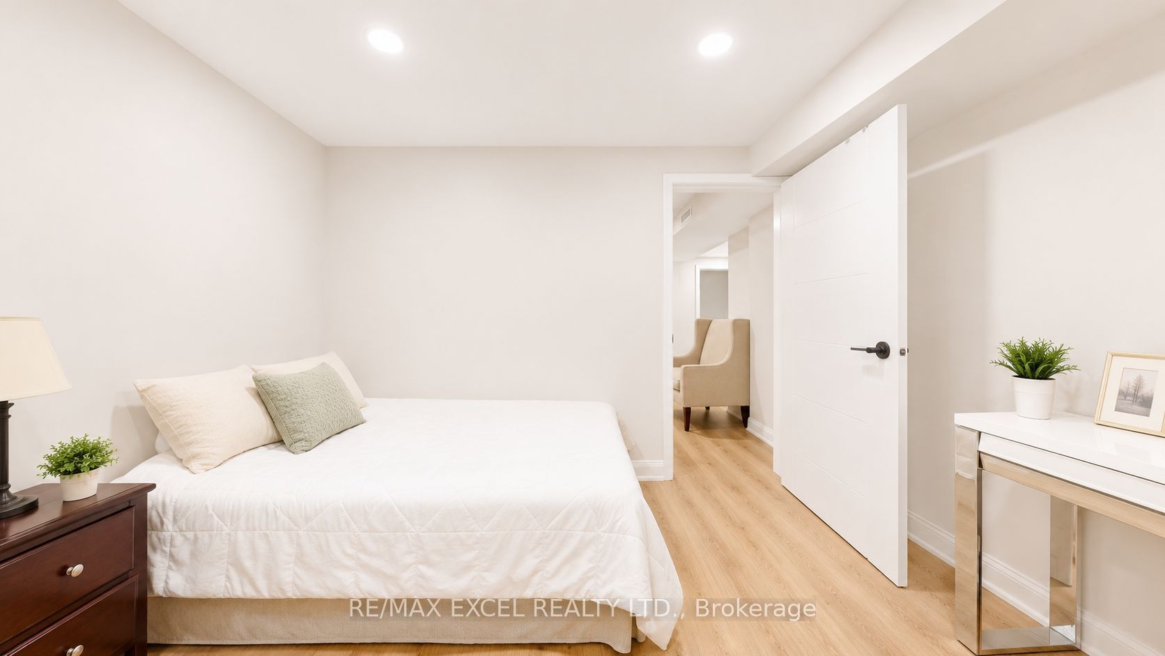 30 Lambert Road Property Photo 32