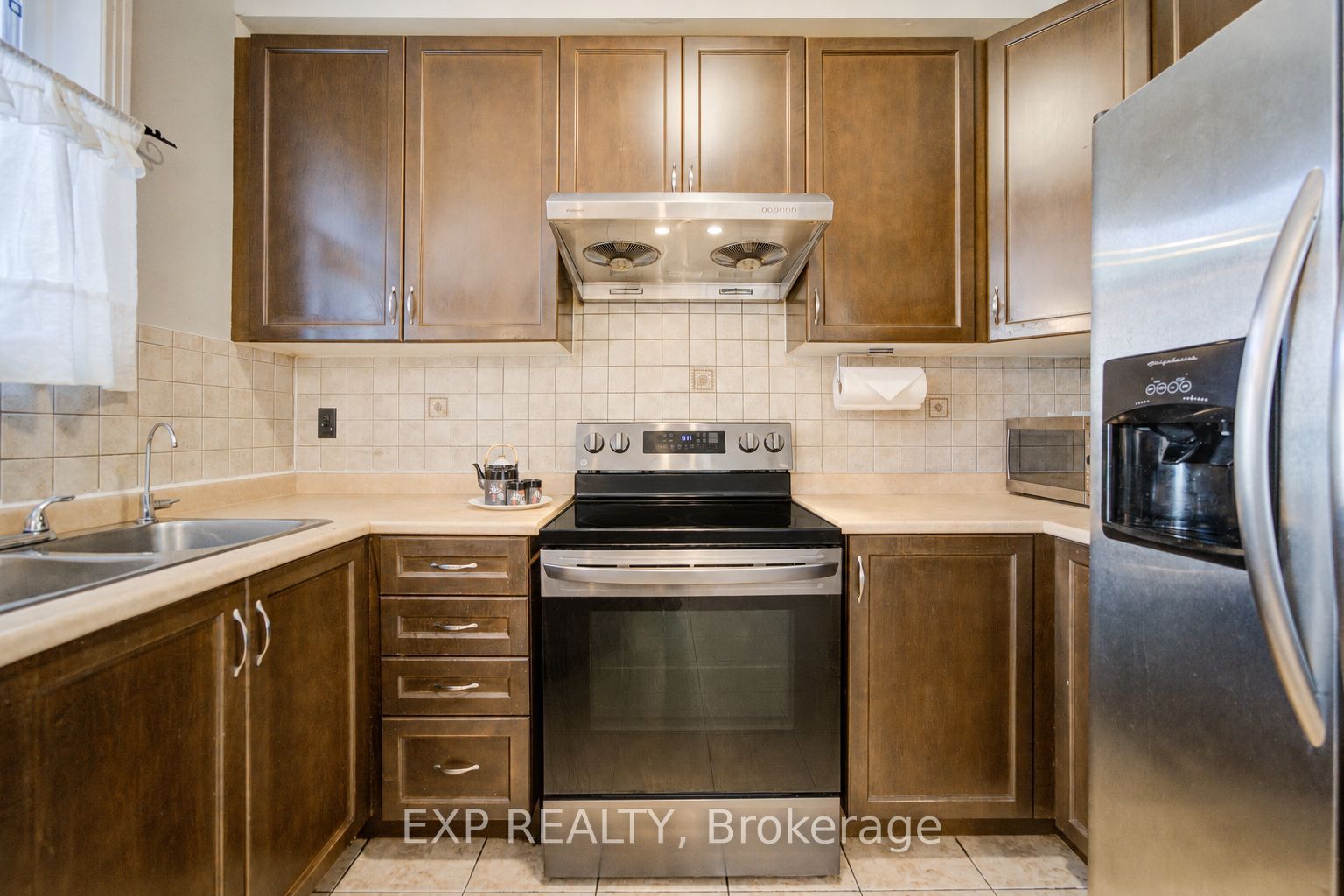 76 Ford Wilson Boulevard Property Photo 14