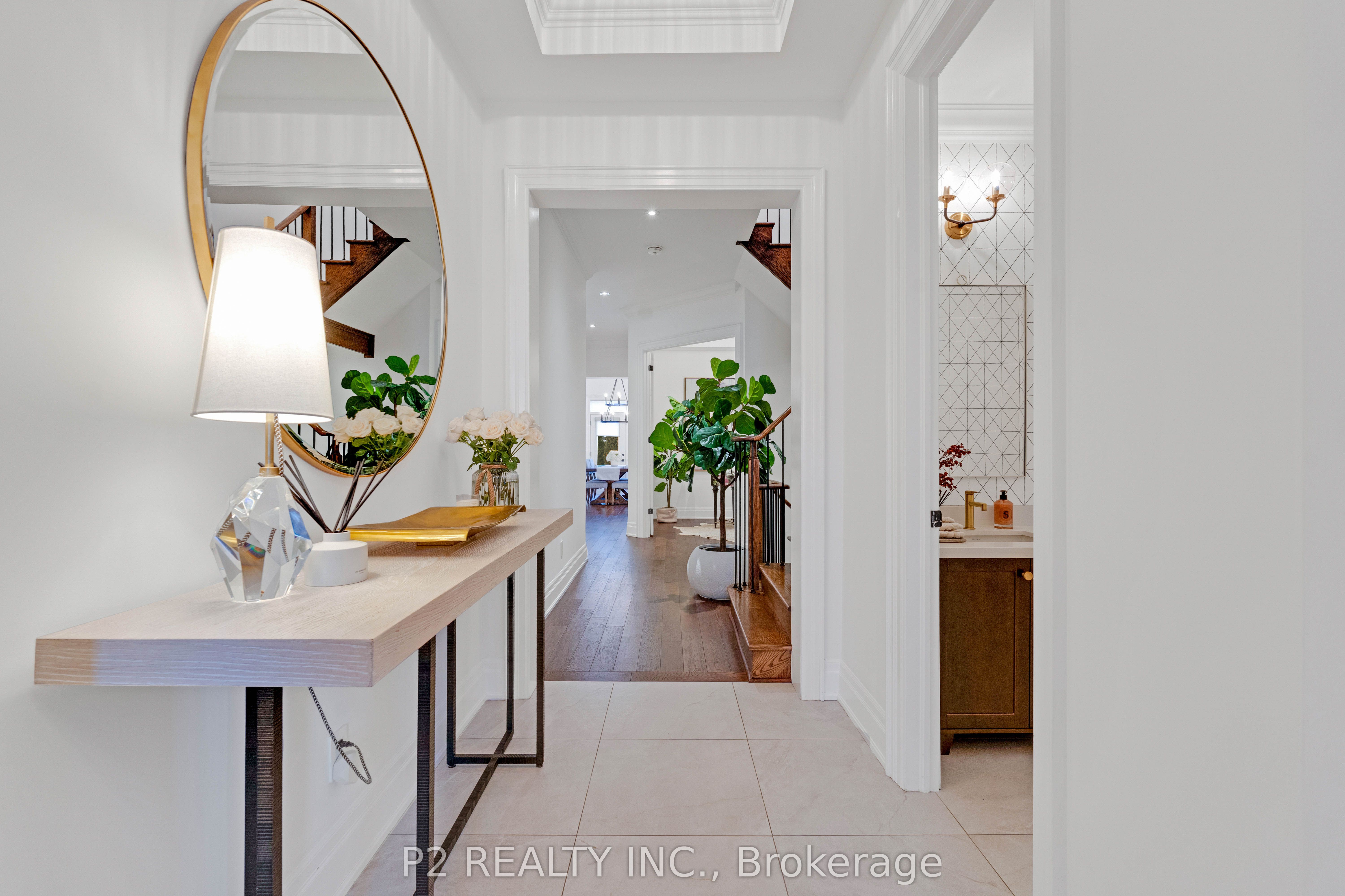 10 King Boulevard Property Photo 6