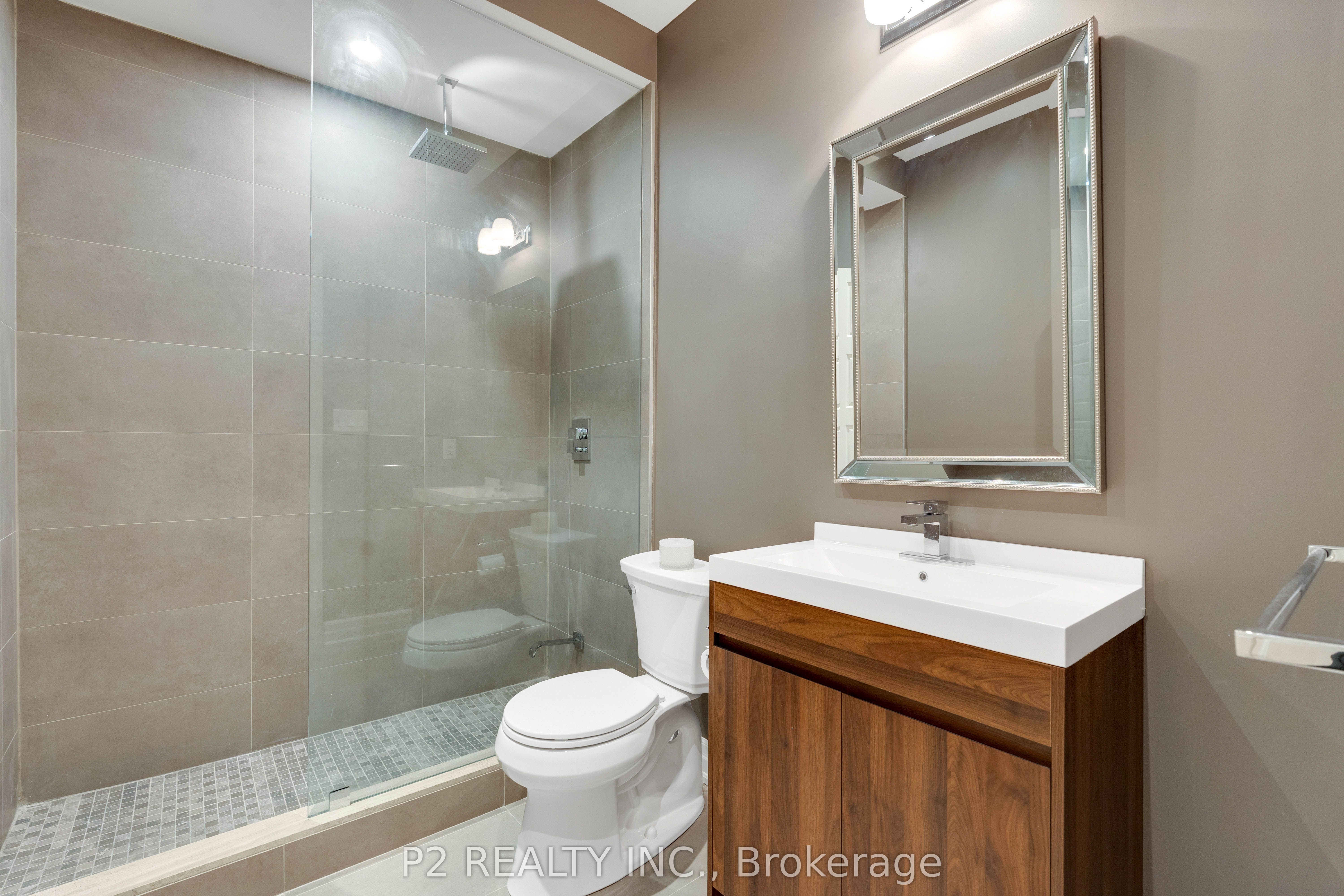 10 King Boulevard Property Photo 40