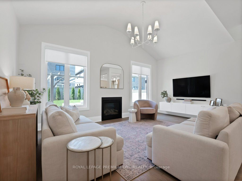 6 Byblos Court Property Photo 8