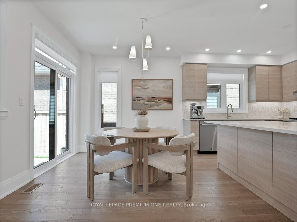 6 Byblos Court Property Photo 14