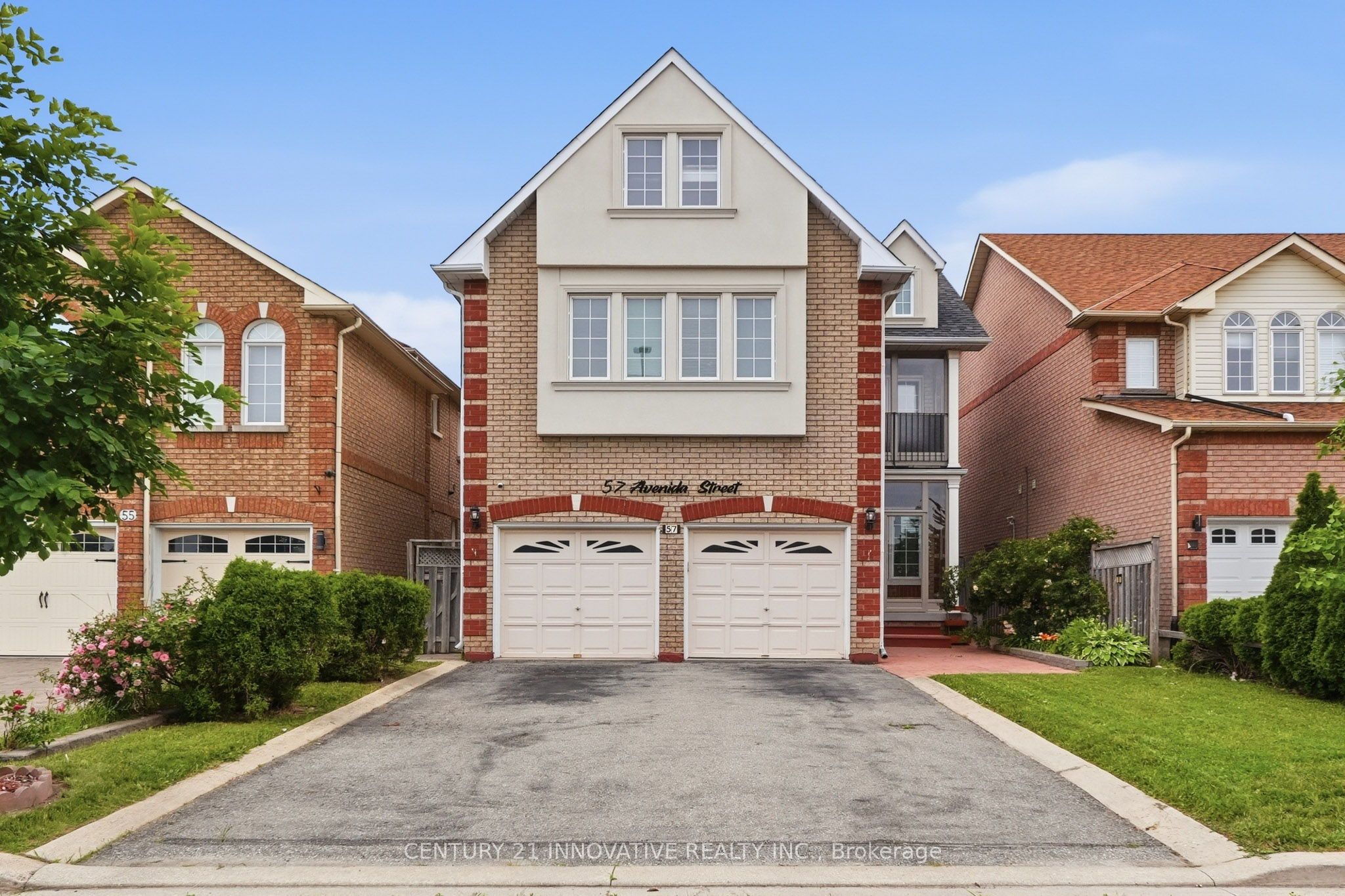 57 Avenida Street NE