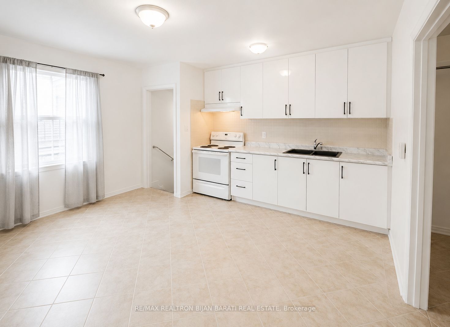 167 Ruggles Avenue Property Photo 4