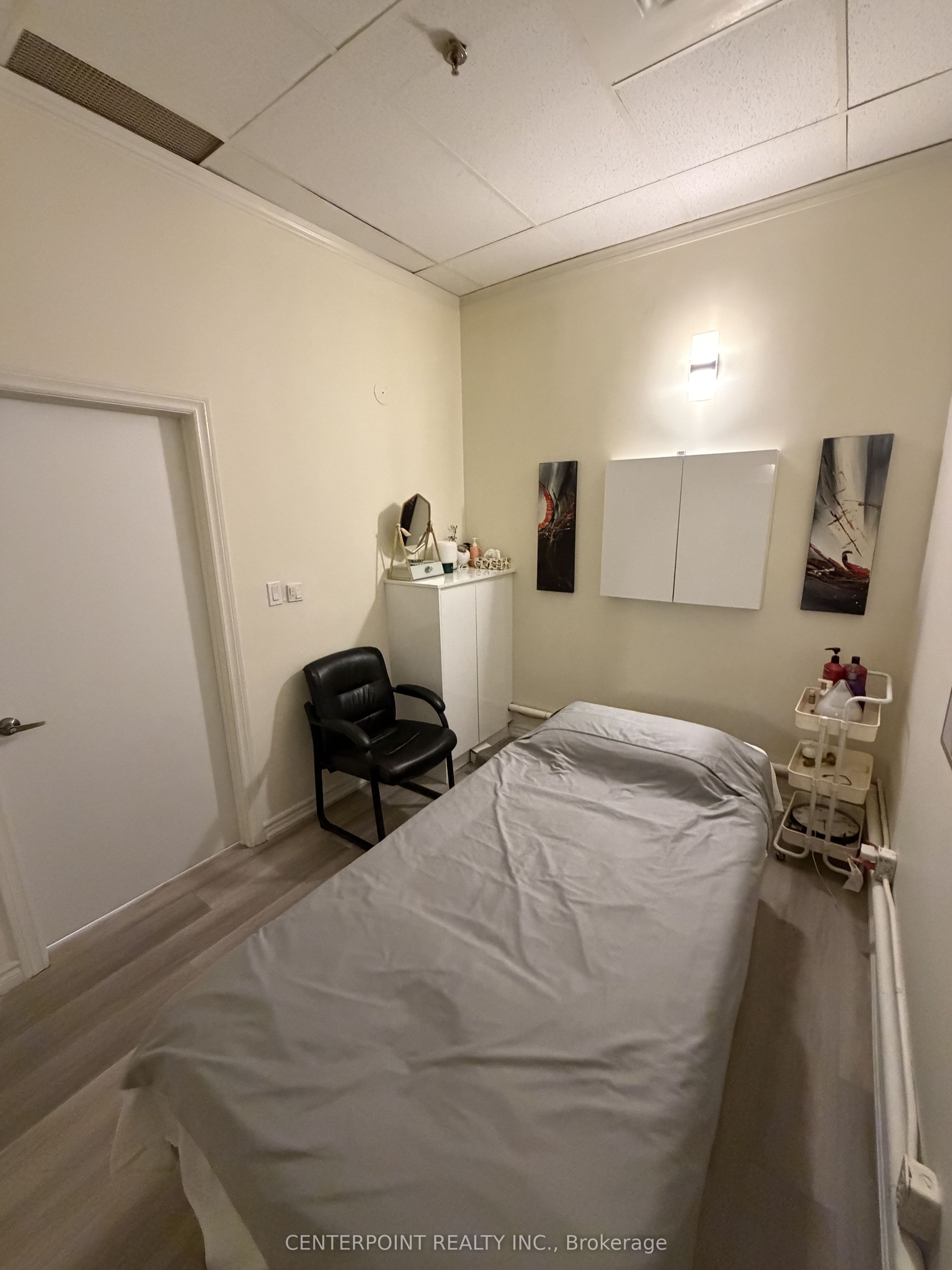 4080 Steeles Avenue E 7 Property Photo 8