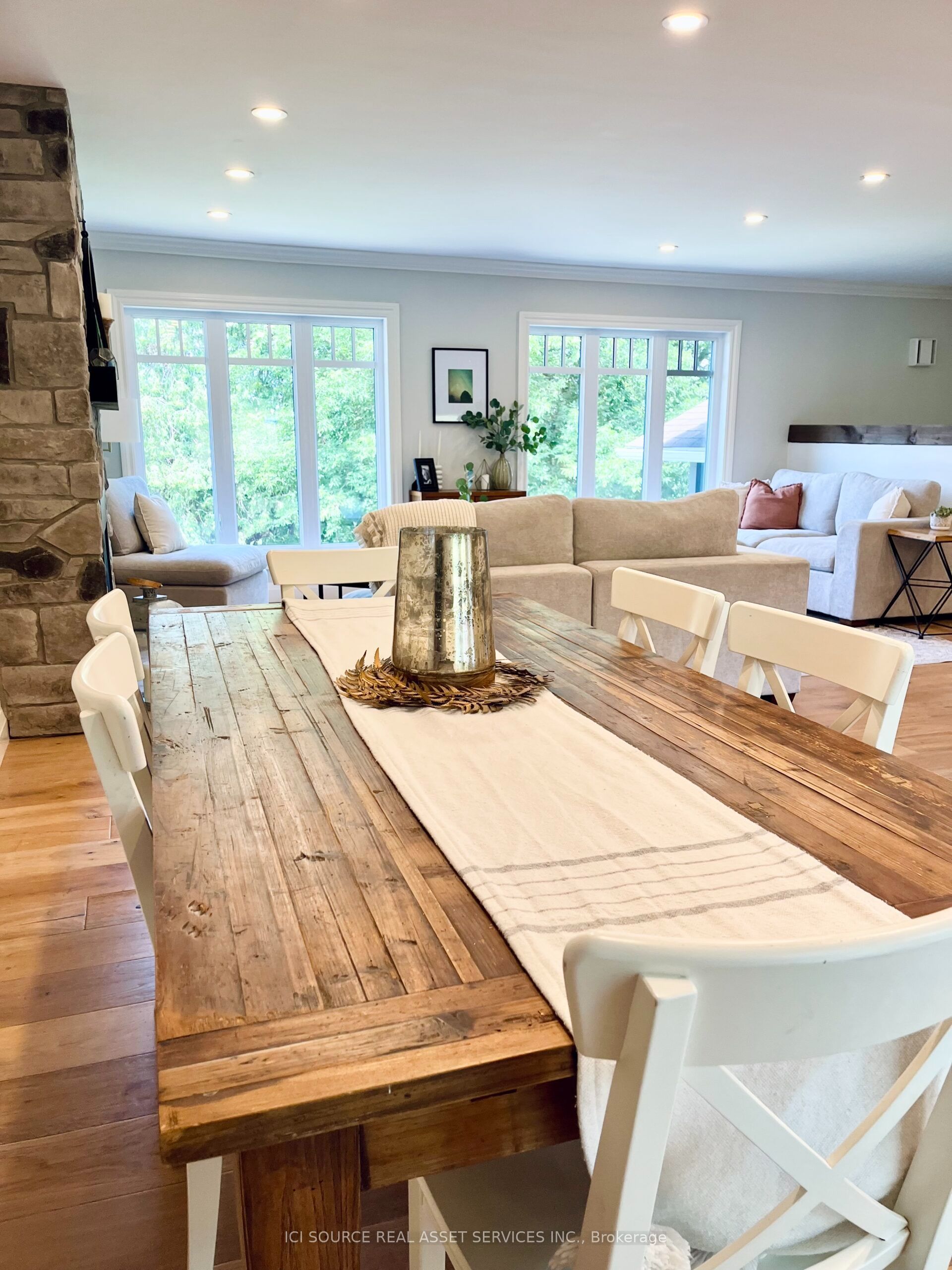 689 Ravenshoe Road Property Photo 10