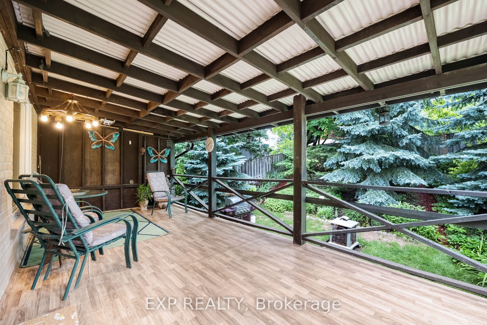 639 Irwin Crescent Property Photo 37