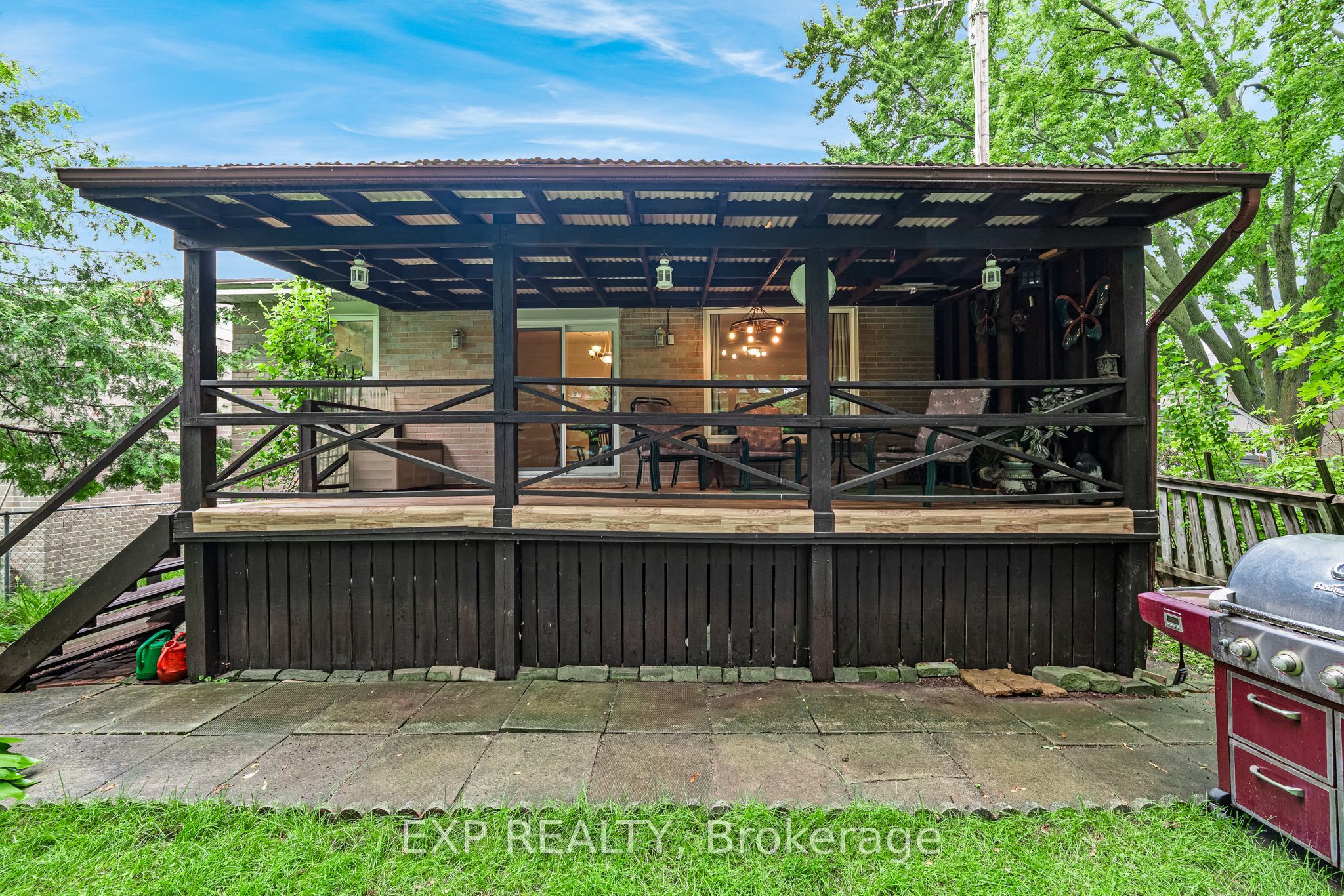 639 Irwin Crescent Property Photo 41