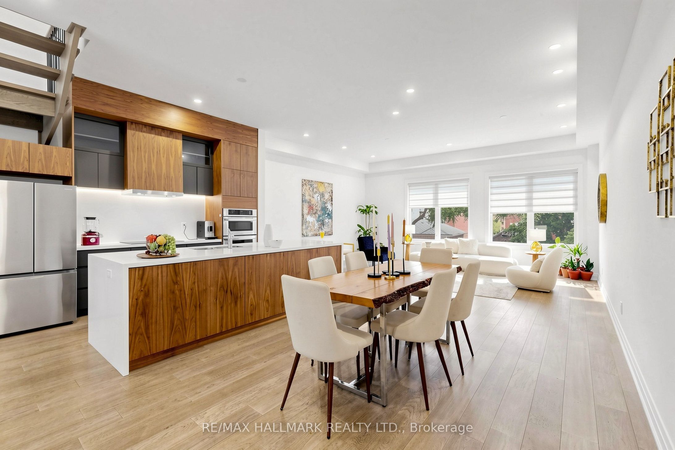 15 Direzze Court Property Photo 1