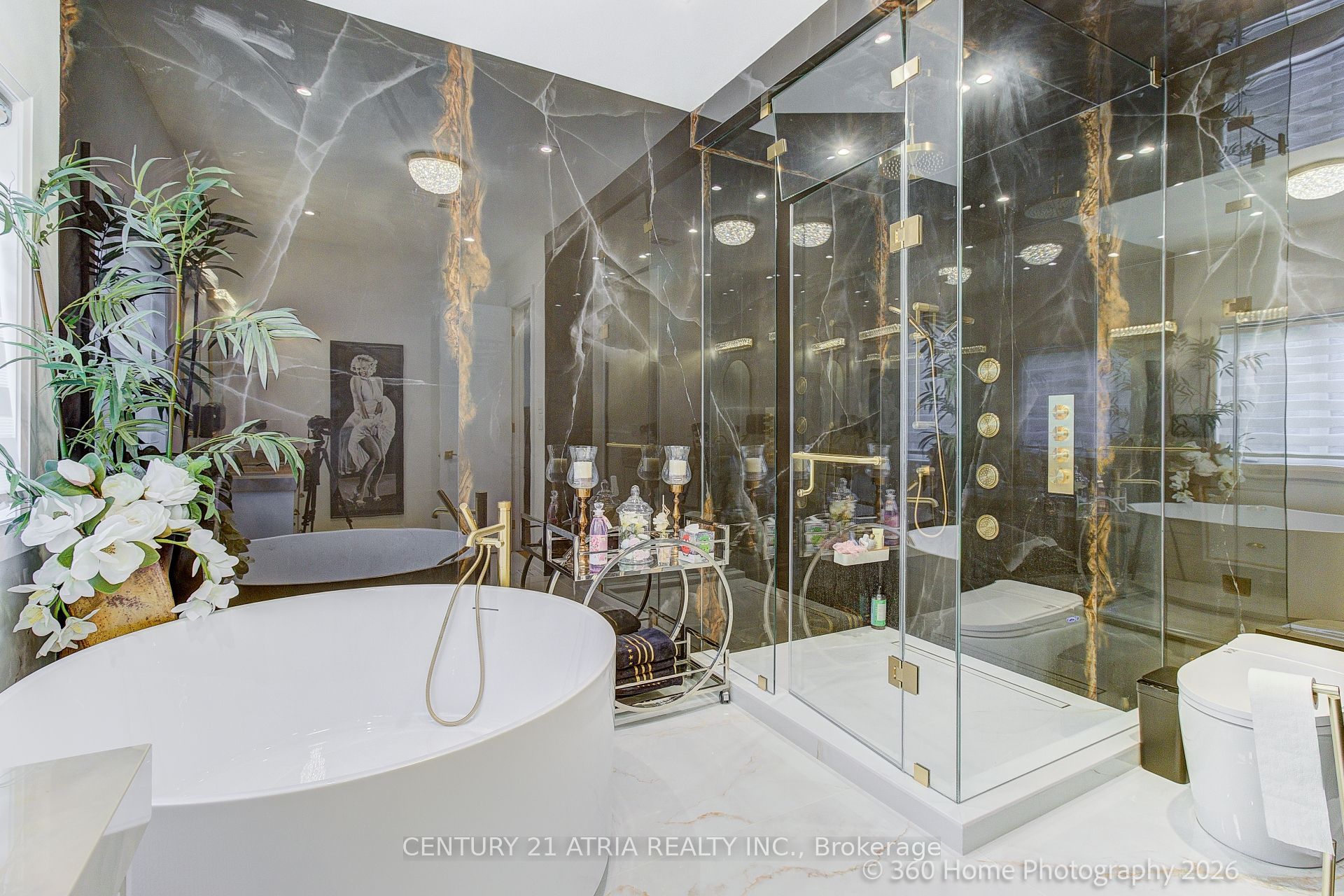 176 Laurentian Boulevard Property Photo 17
