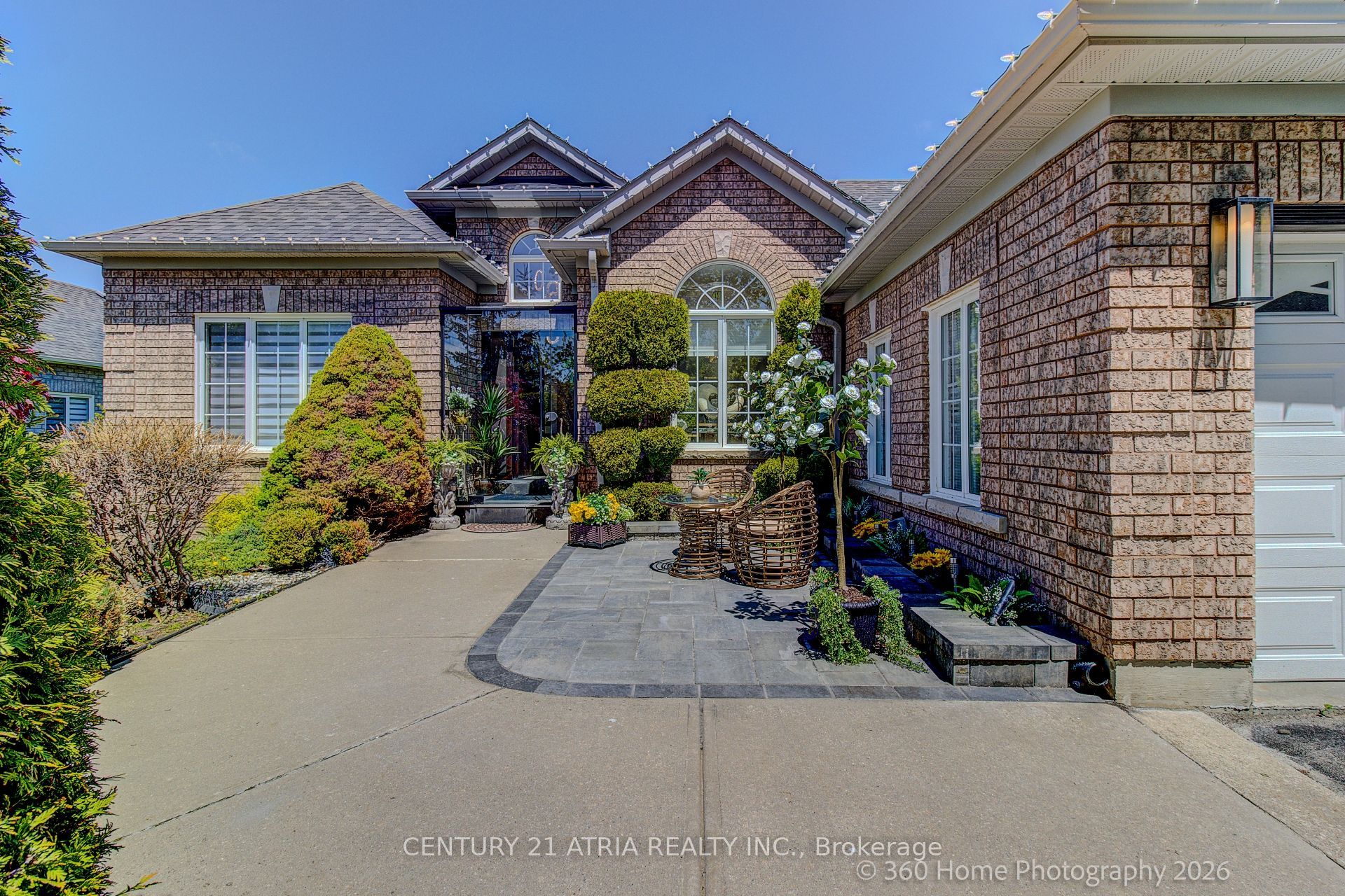 176 Laurentian Boulevard Property Photo 25