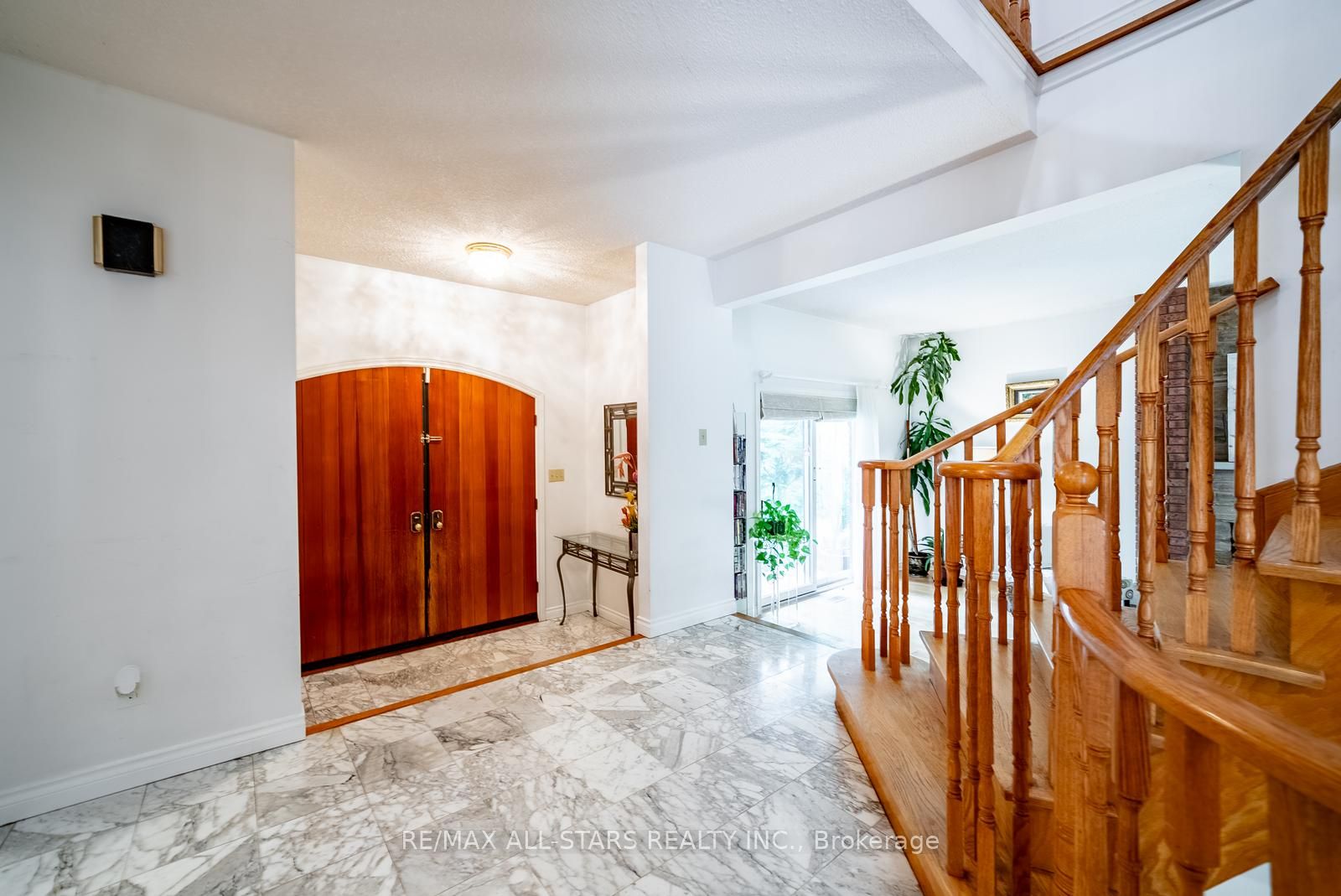 23 Forfardale Road Property Photo 10