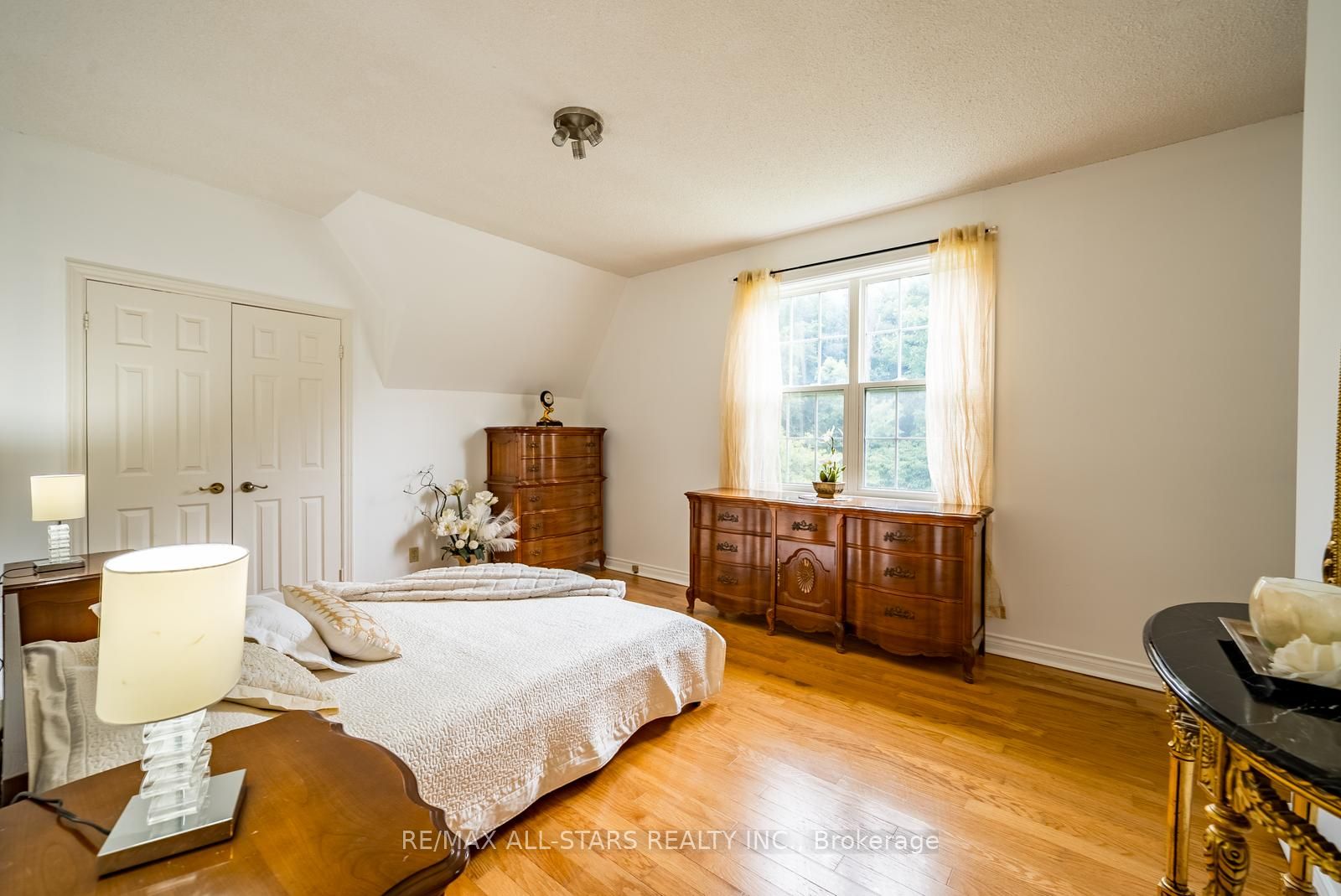 23 Forfardale Road Property Photo 23