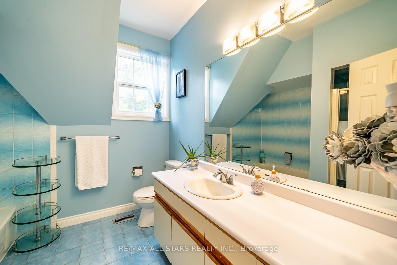 23 Forfardale Road Property Photo 25