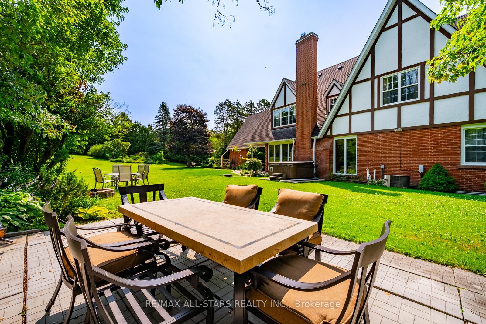23 Forfardale Road Property Photo 48