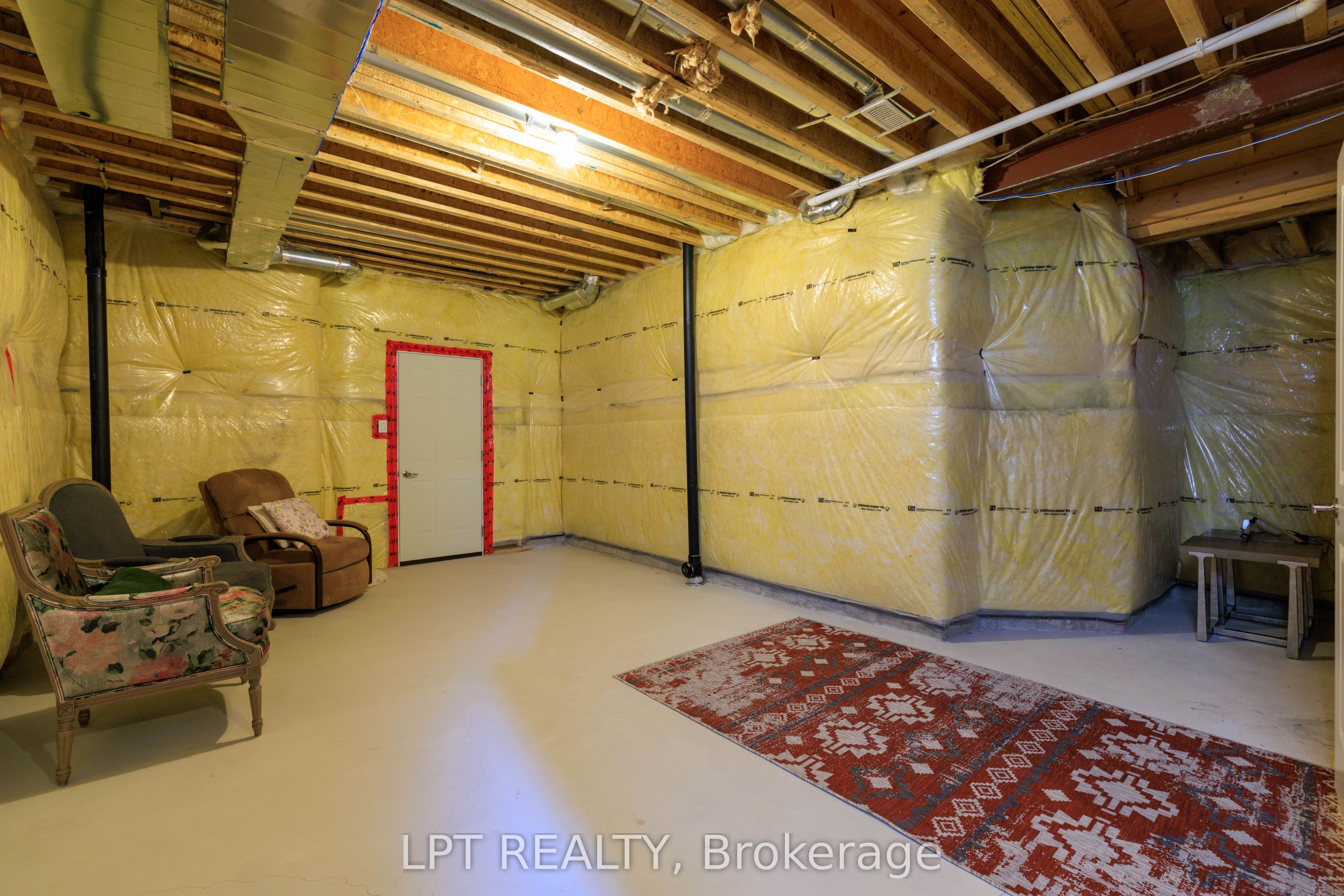 113 Burns Boulevard Property Photo 32